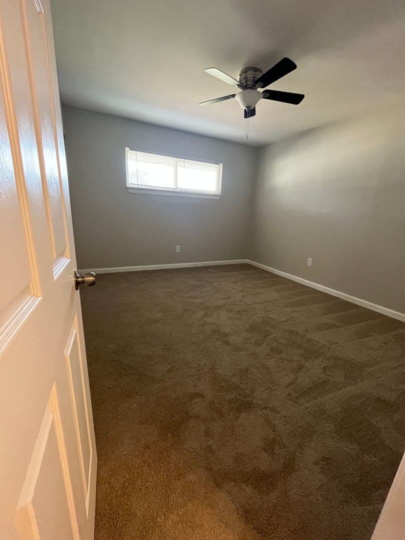College Park Apartment: 1744 Lyle Avenue