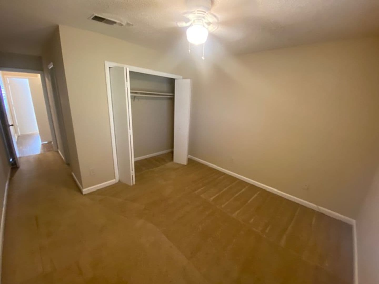 Marietta Apartment: 1215 Oakplace Drive