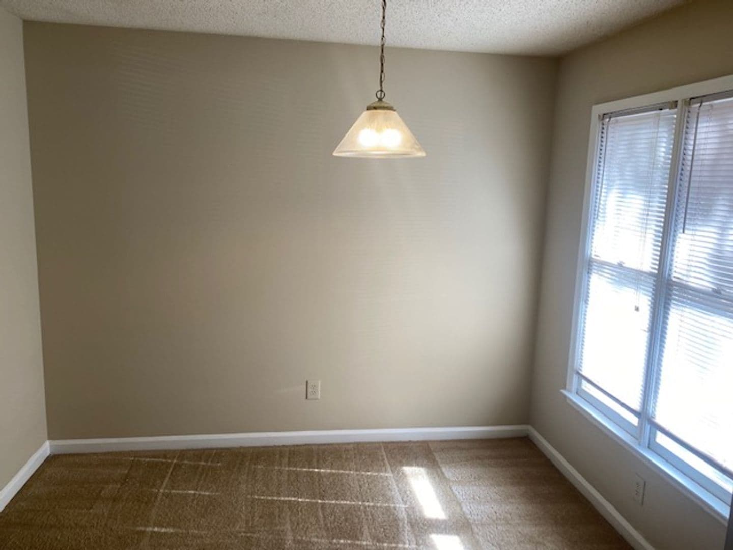 Marietta Apartment: 1215 Oakplace Drive