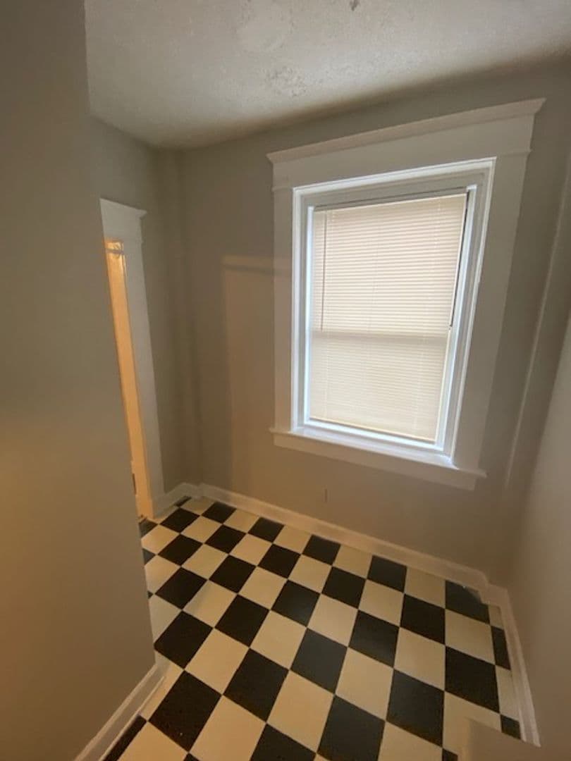 Atlanta Apartment: 705 Piedmont Avenue