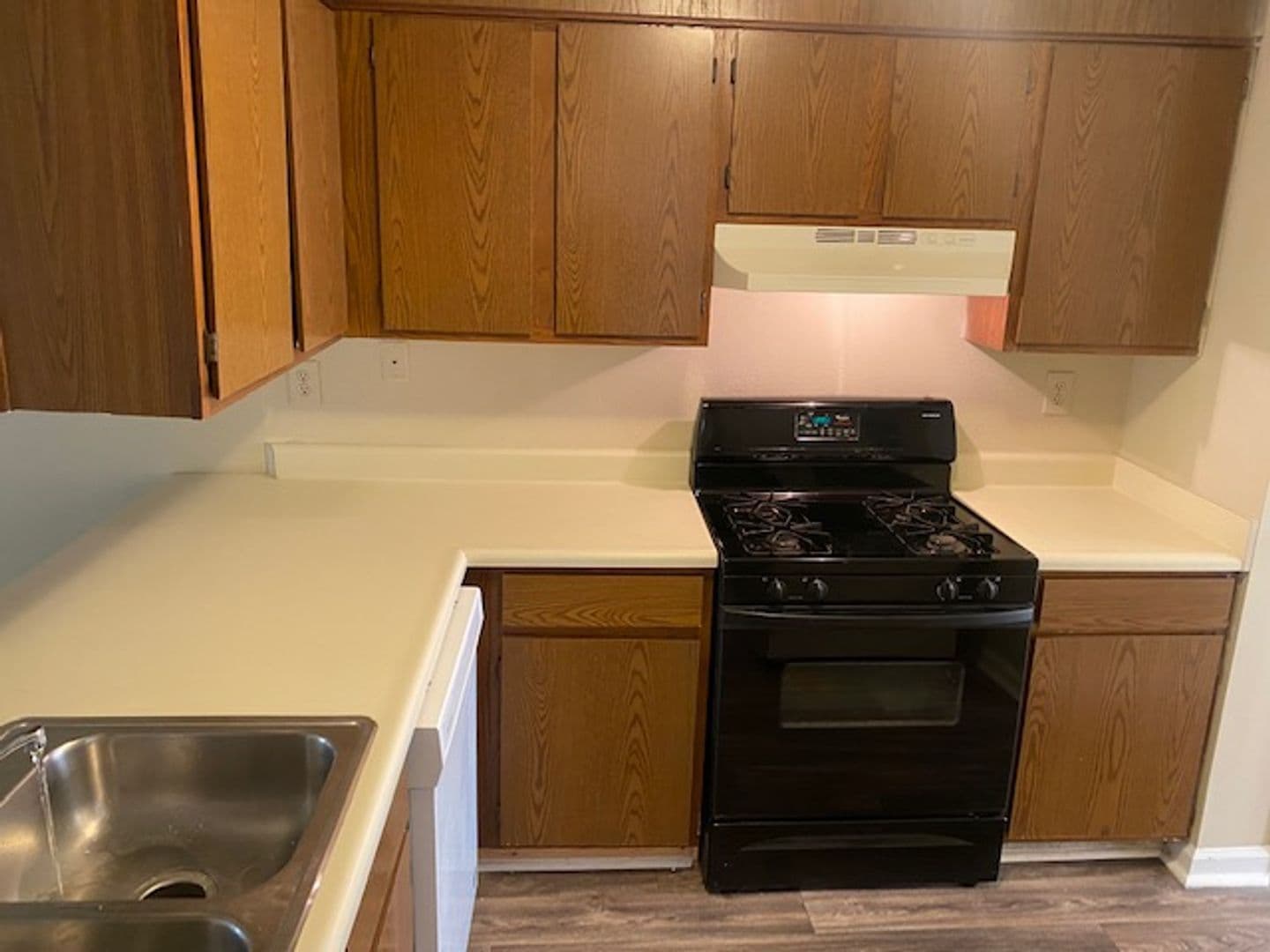Marietta Apartment: 1215 Oakplace Drive