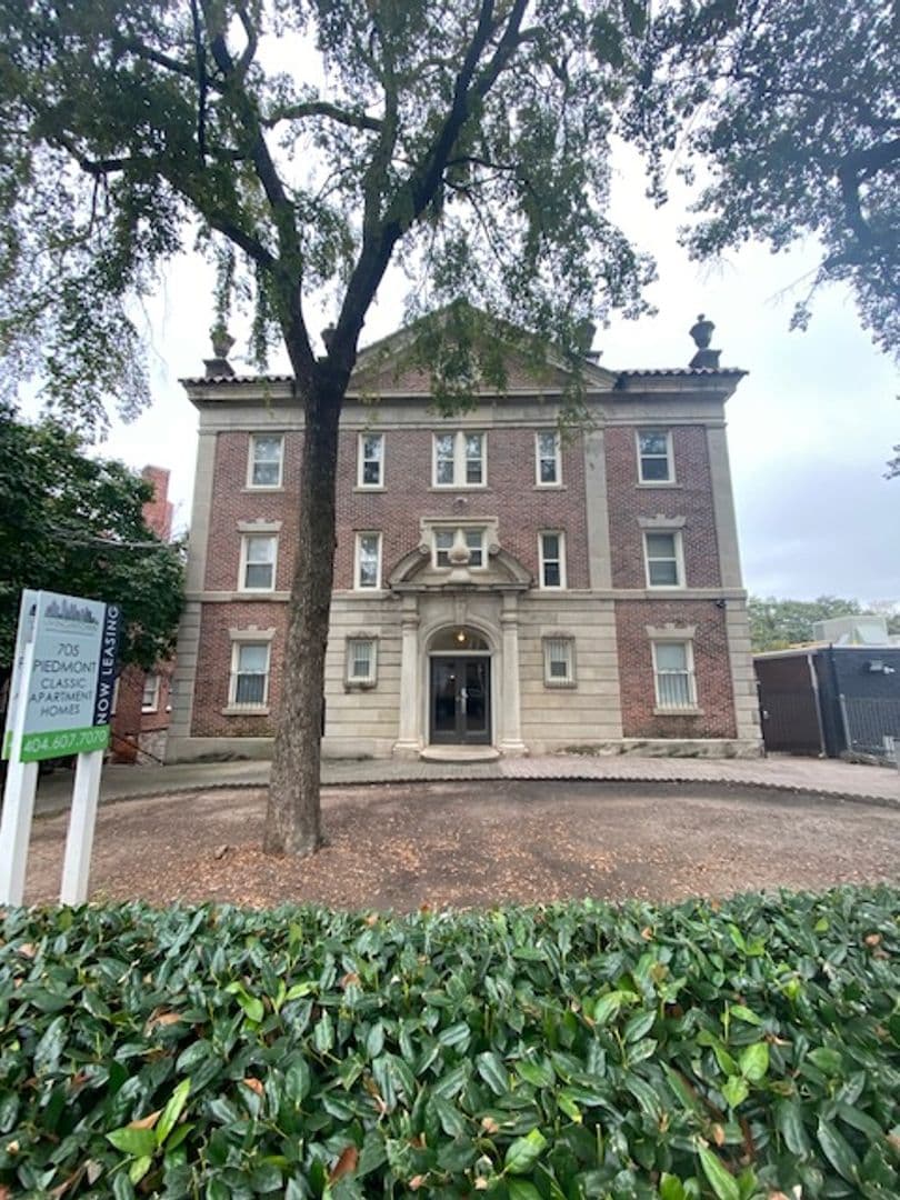 Atlanta Apartment: 705 Piedmont Avenue