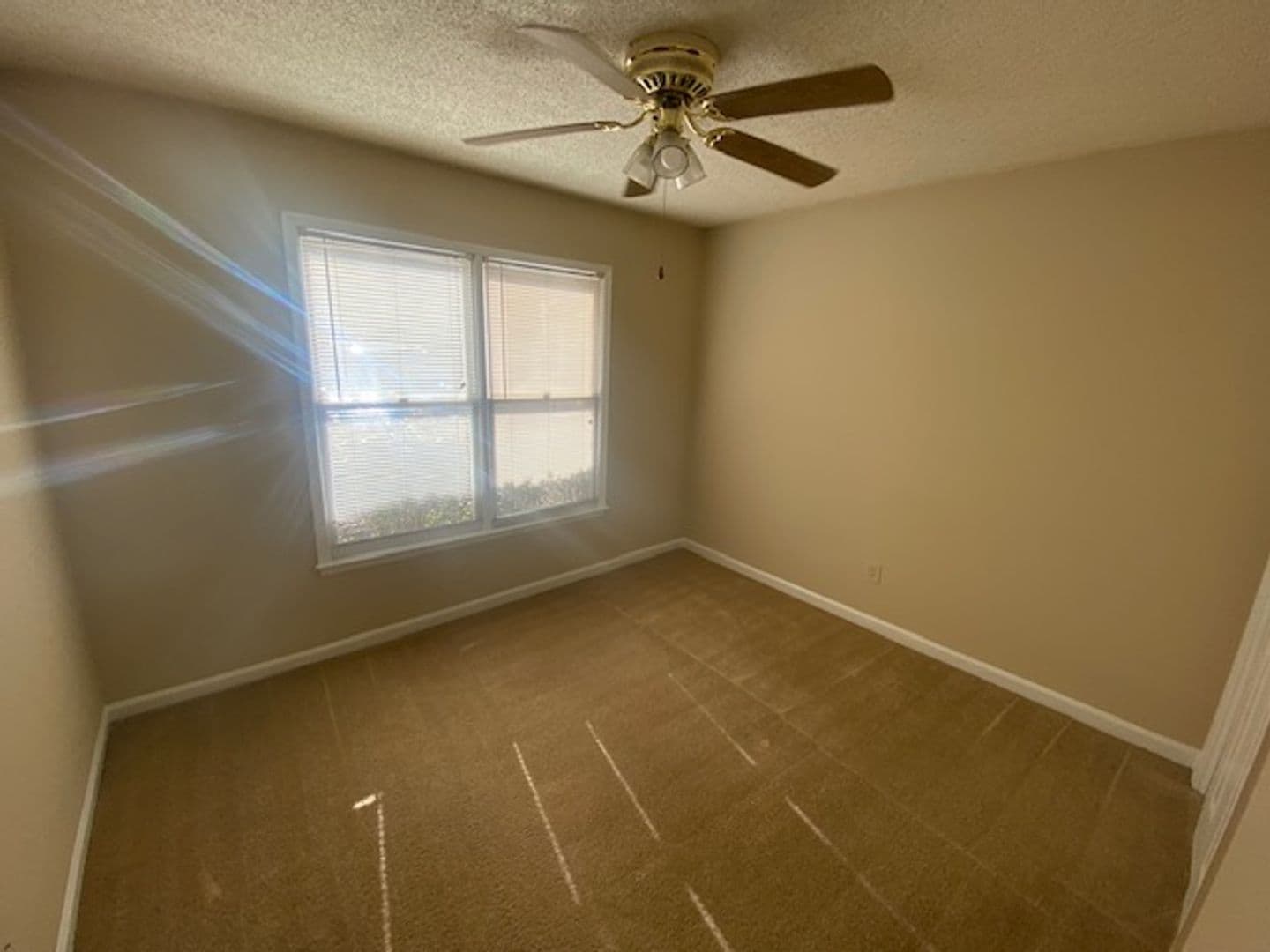 Marietta Apartment: 1215 Oakplace Drive