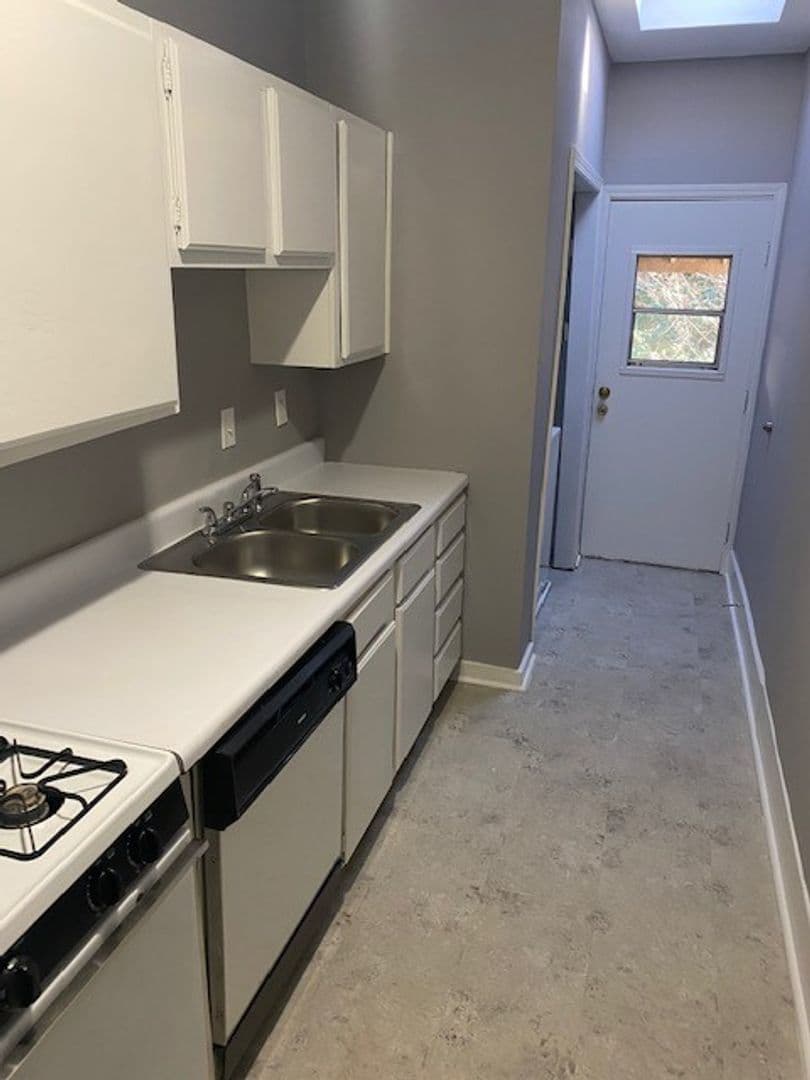 Atlanta Apartment: 691 Durant Place NE