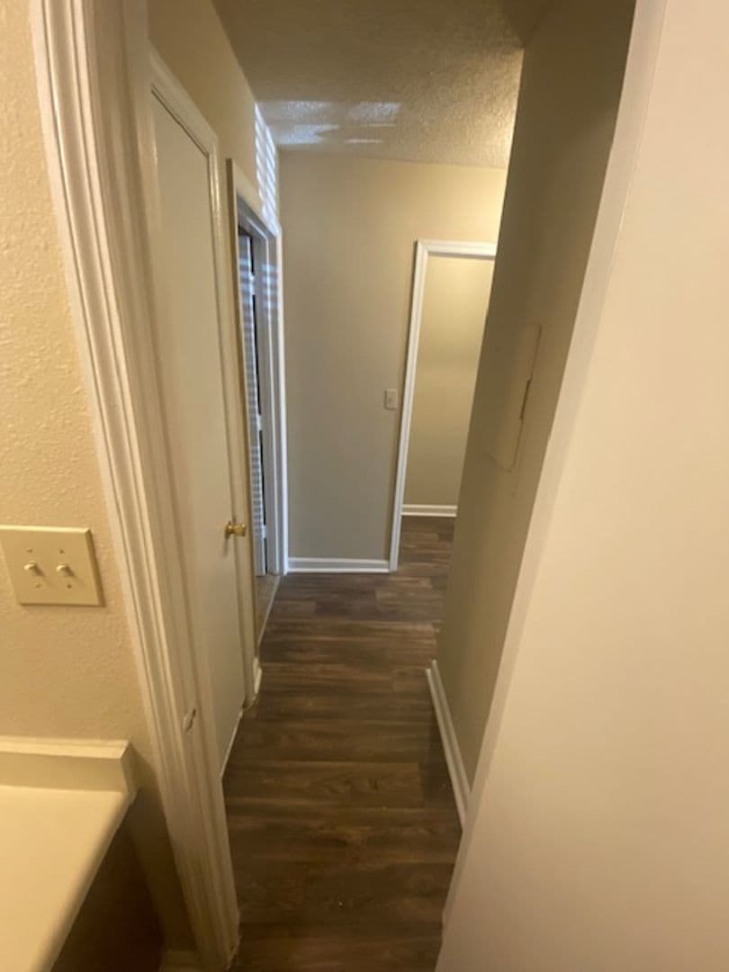 Marietta Apartment: 1215 Oakplace Drive