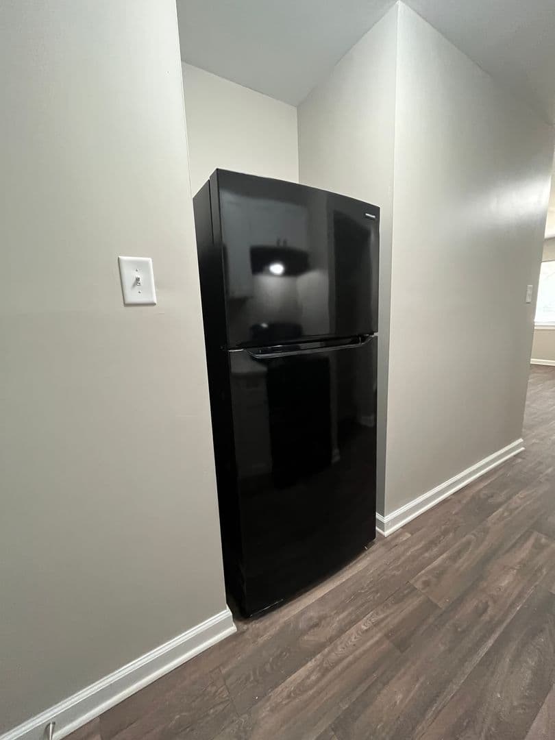 College Park Apartment: 1744 Lyle Avenue