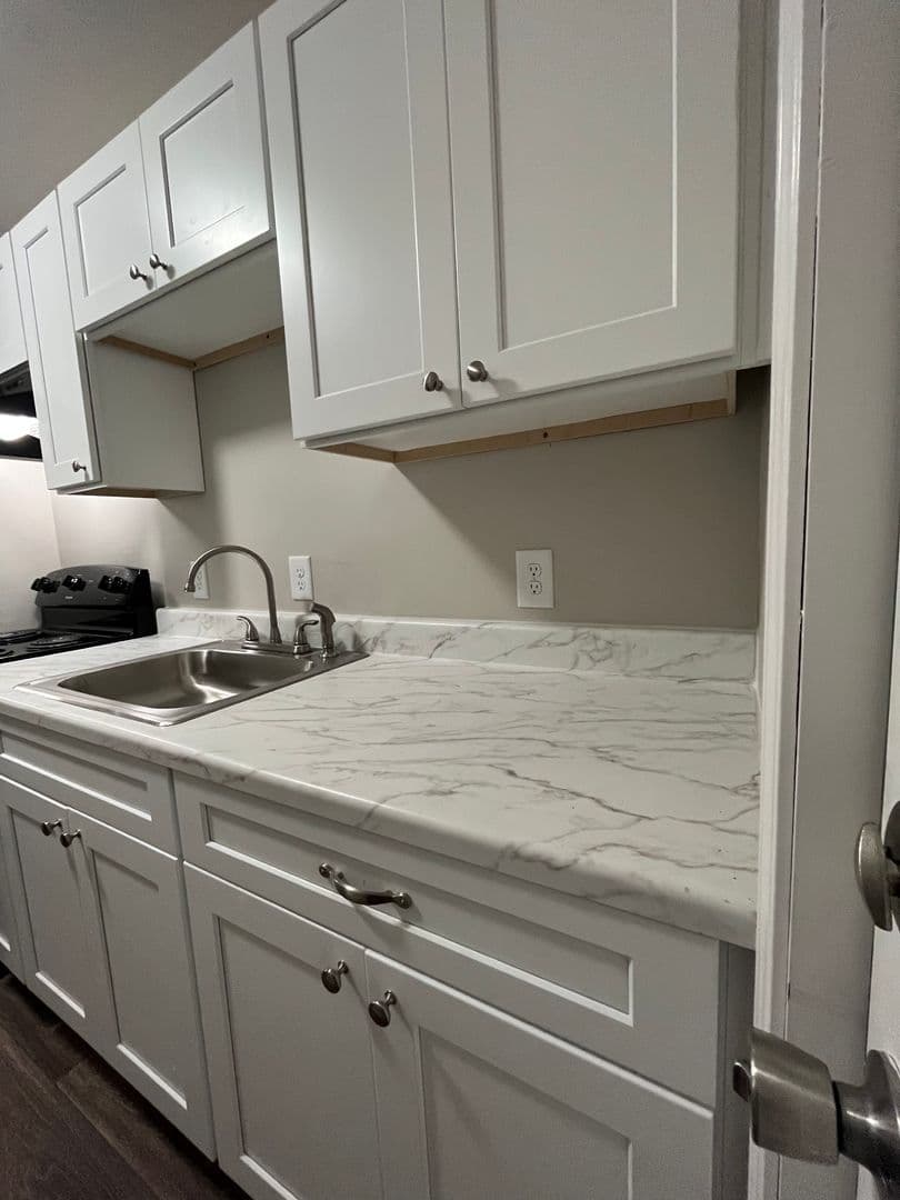 College Park Apartment: 1744 Lyle Avenue