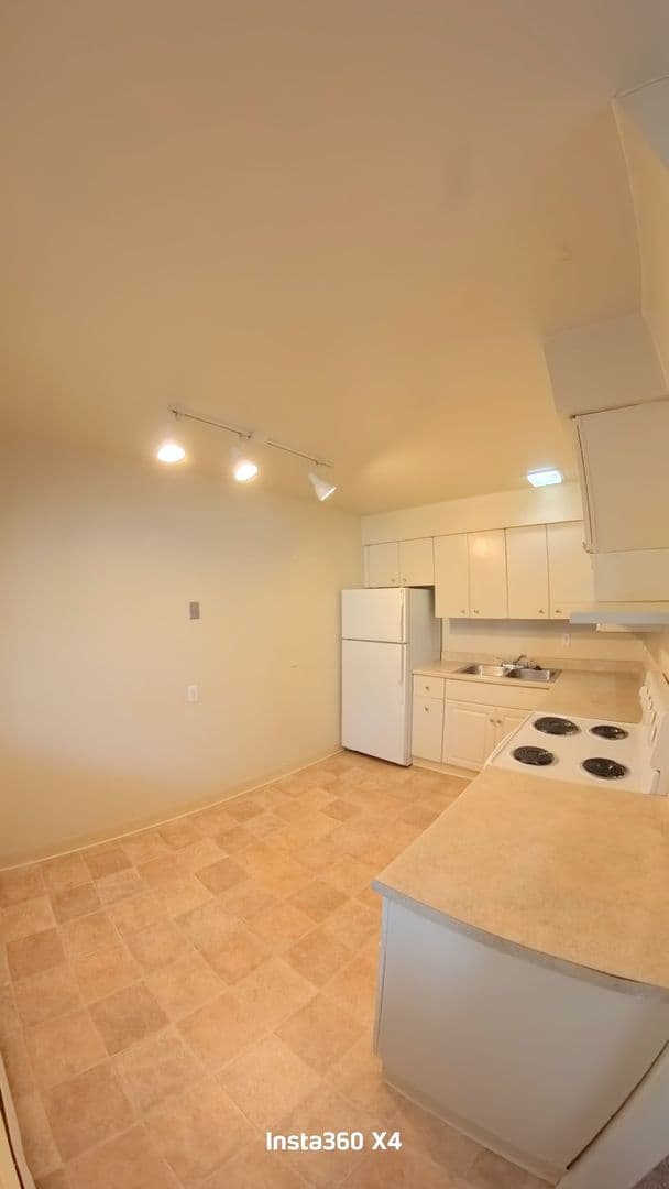 Colorado Springs Apartment: 213-223 W. Cheyenne Rd.