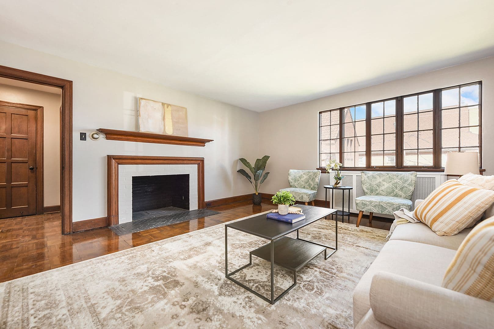 Pittsburgh Apartment: 303 E. 10th Avenue