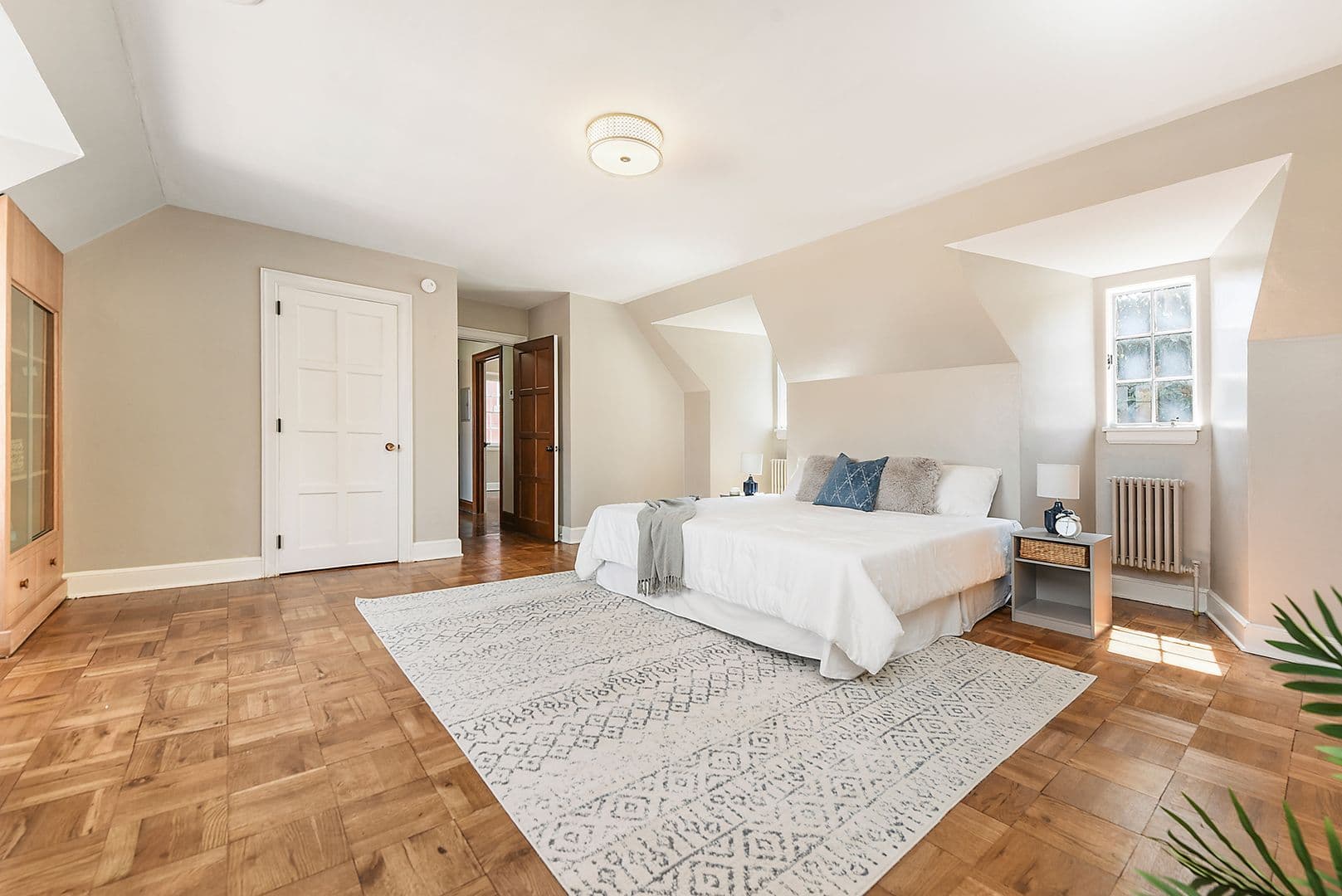 Pittsburgh Apartment: 303 E. 10th Avenue