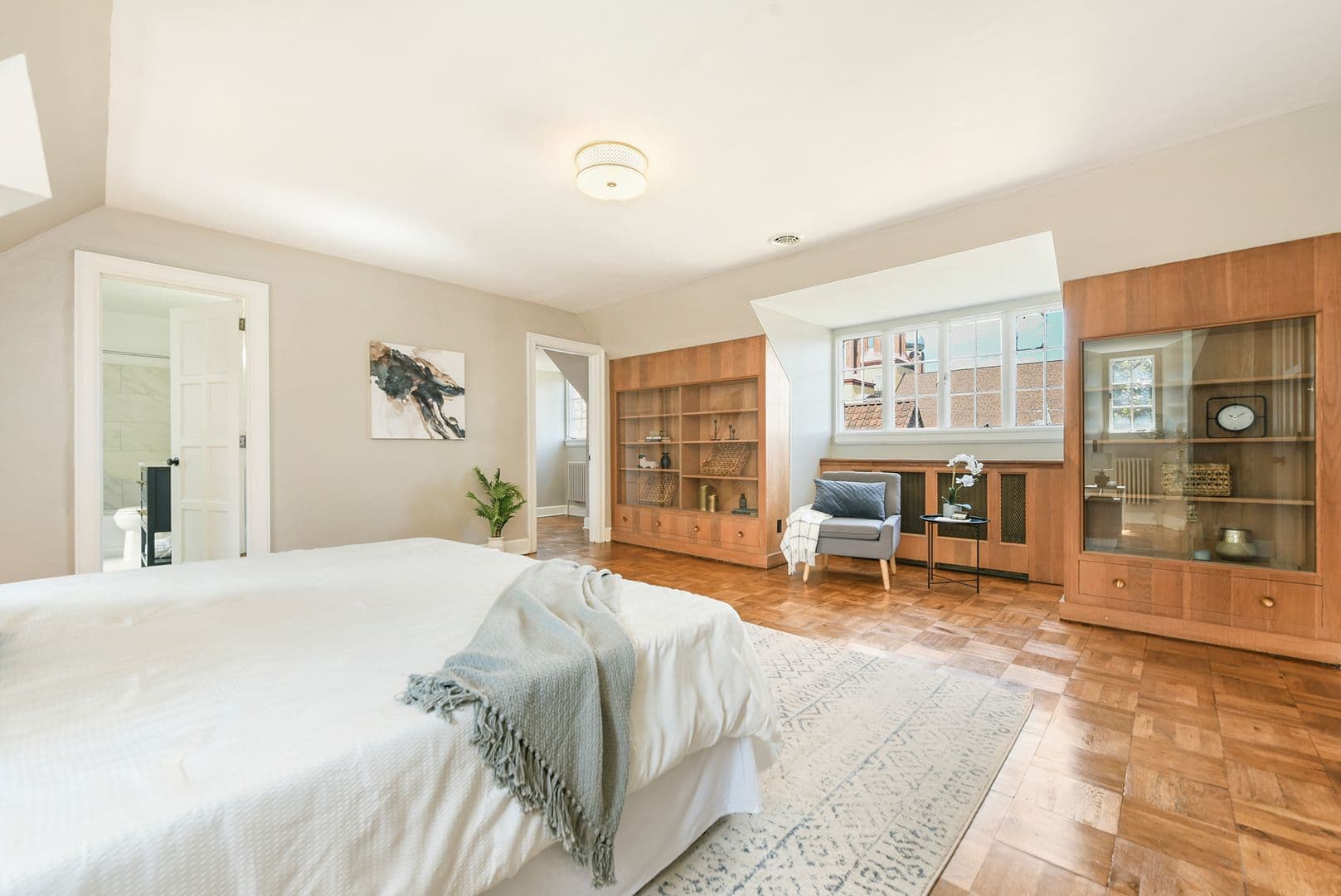 Pittsburgh Apartment: 303 E. 10th Avenue