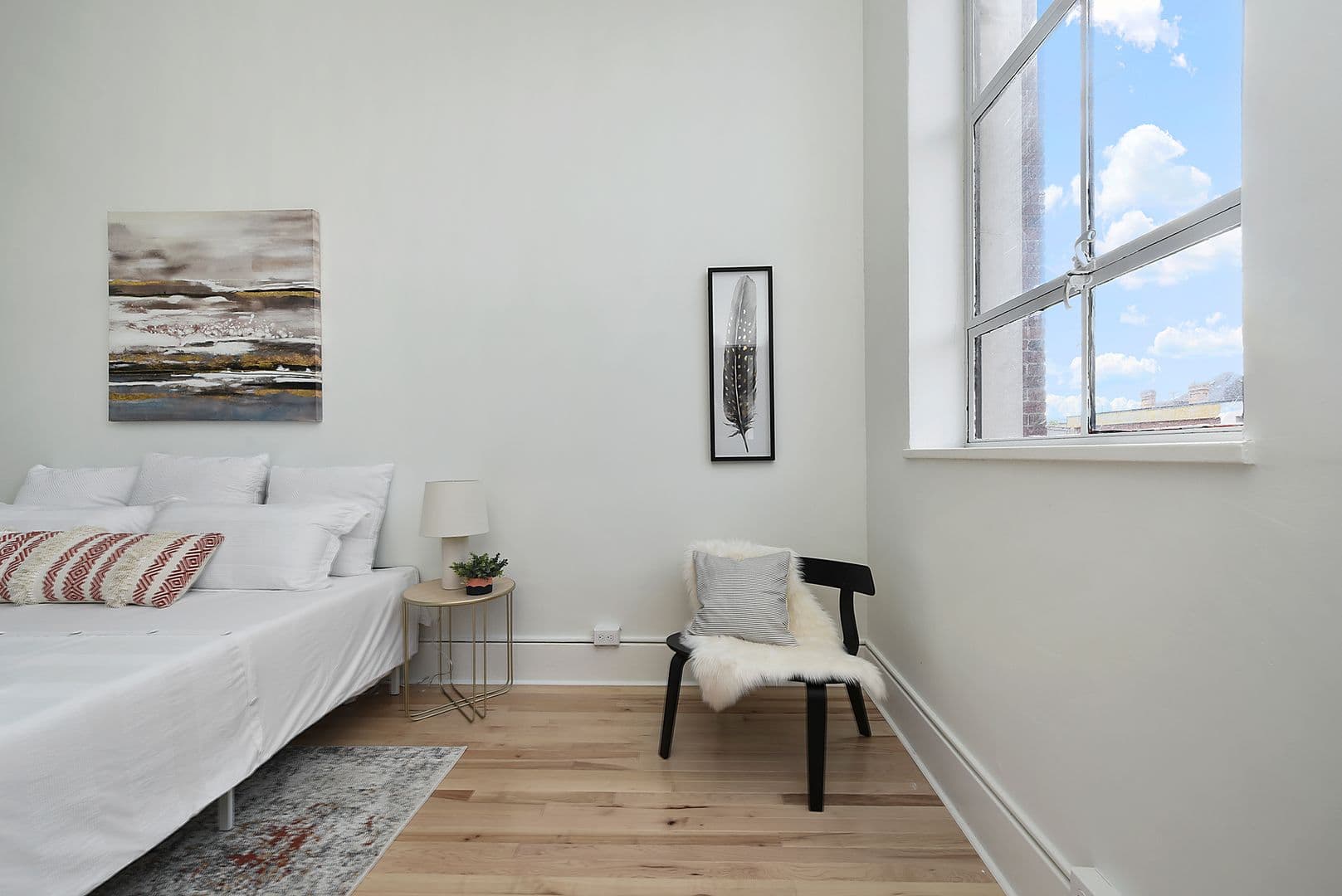 Homestead Apartment: 120 E 9th Ave