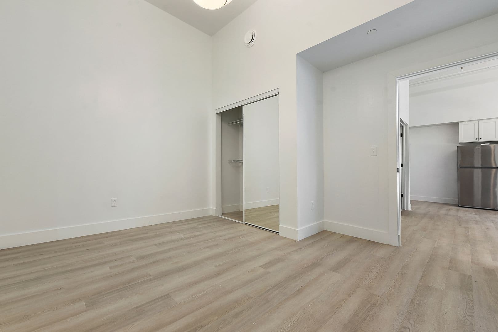 Pittsburgh Apartment: 300 Benedict Drive