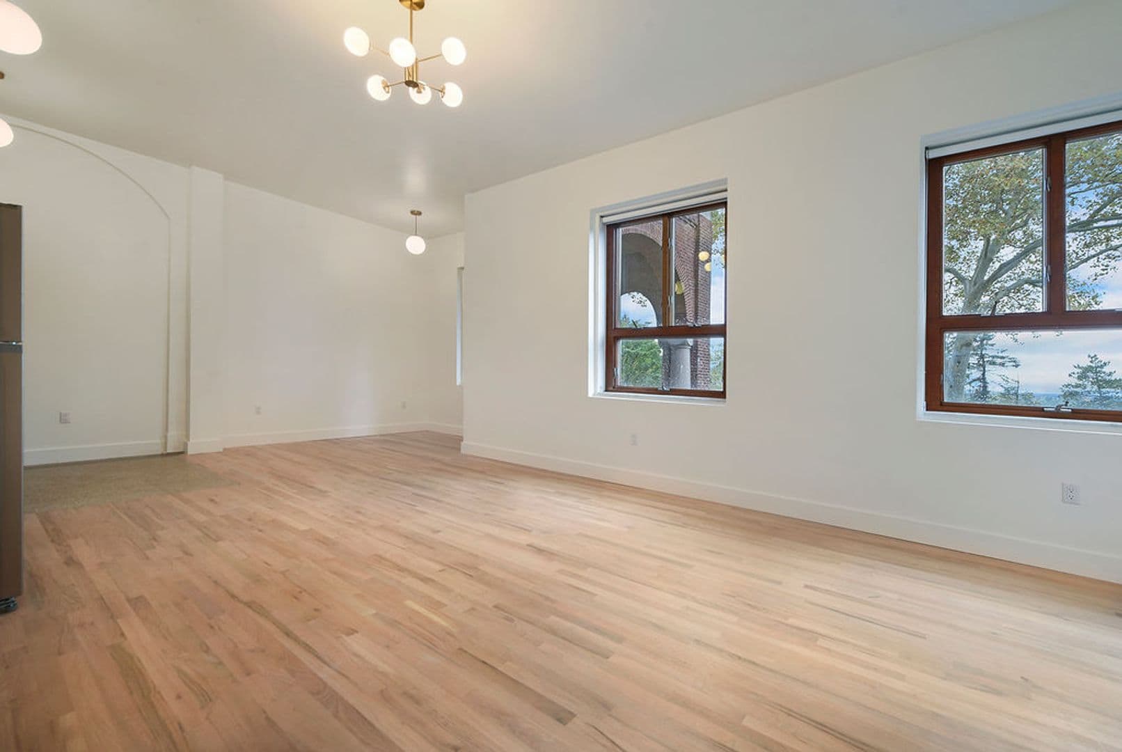 Pittsburgh Apartment: 300 Benedict Drive