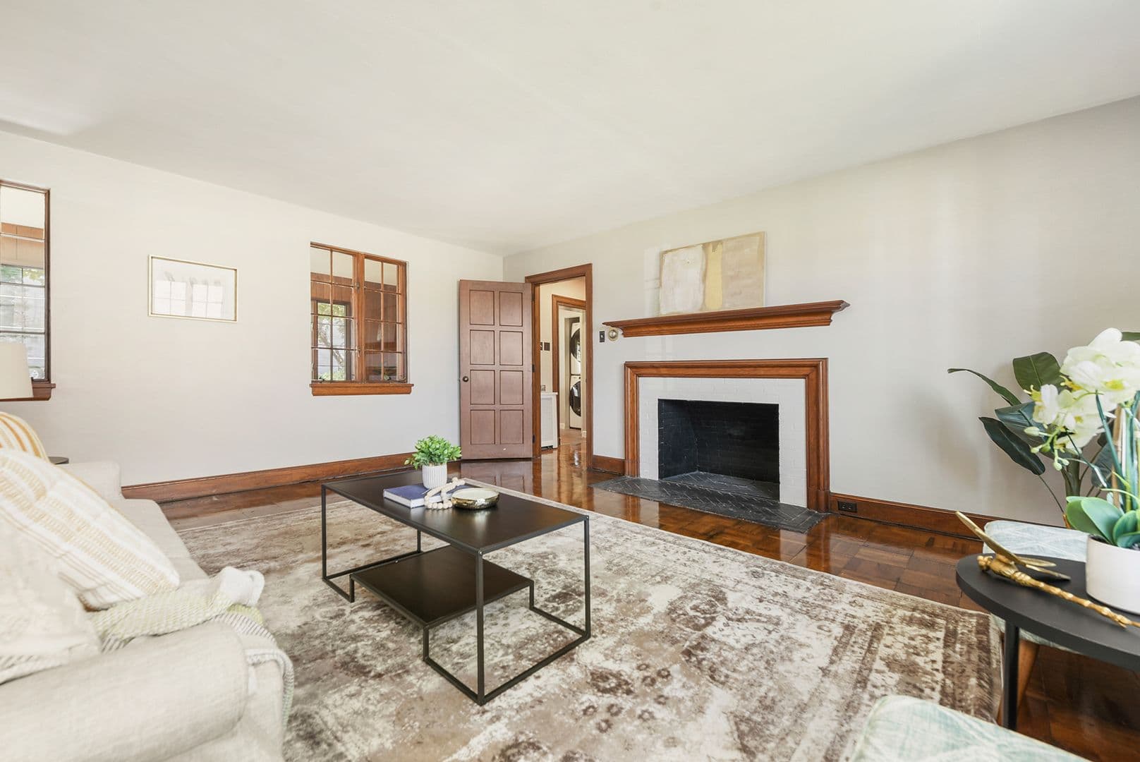Pittsburgh Apartment: 303 E. 10th Avenue