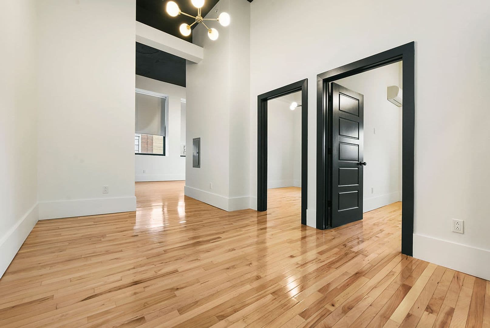 Homestead Apartment: 120 E 9th Ave