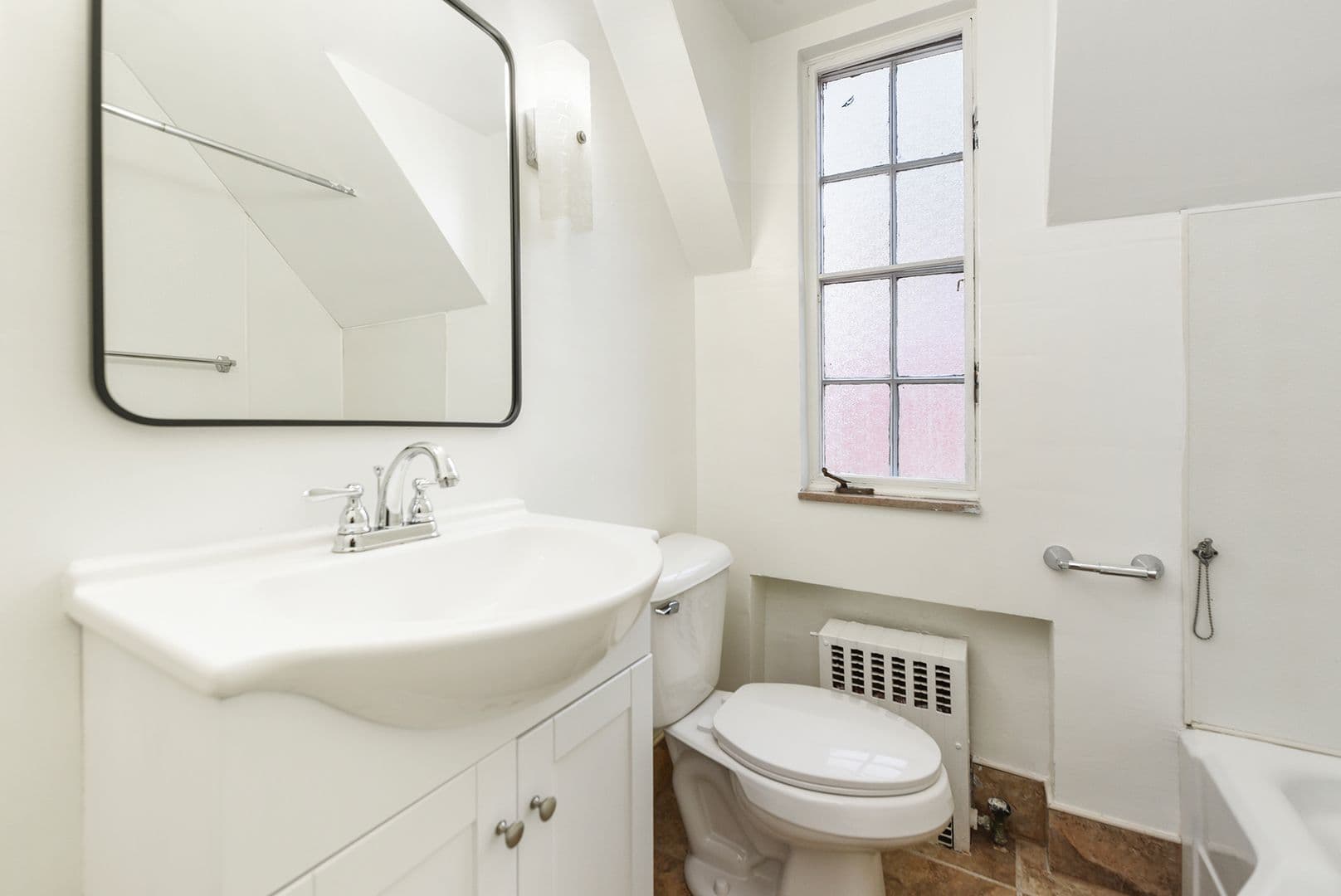 Pittsburgh Apartment: 303 E. 10th Avenue