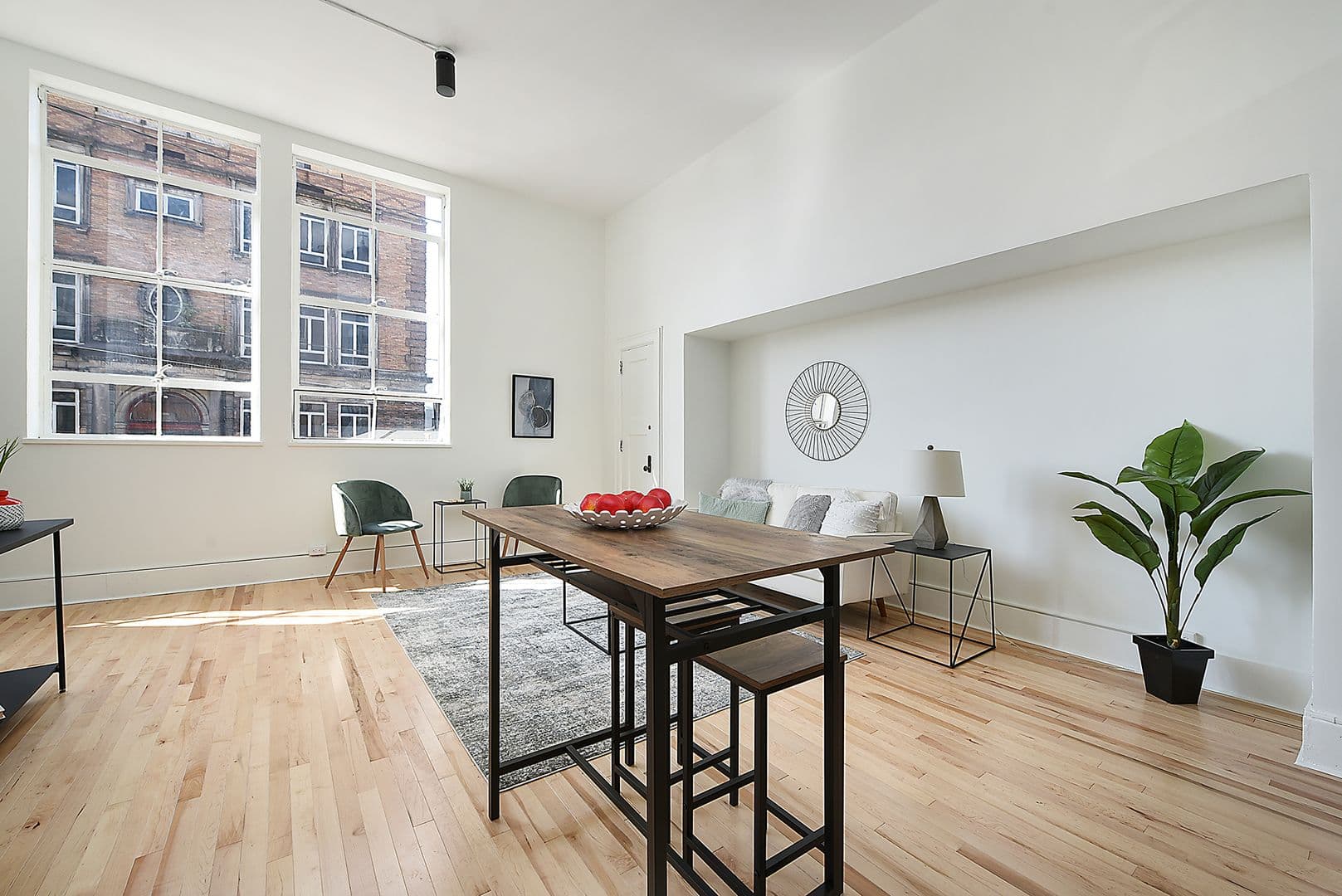 Homestead Apartment: 120 E 9th Ave