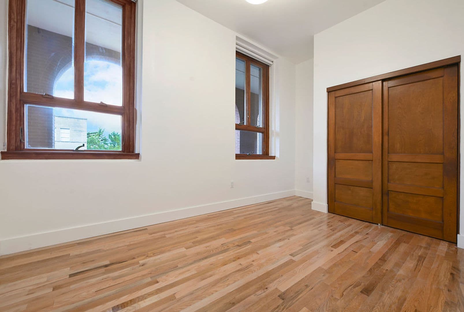 Pittsburgh Apartment: 300 Benedict Drive