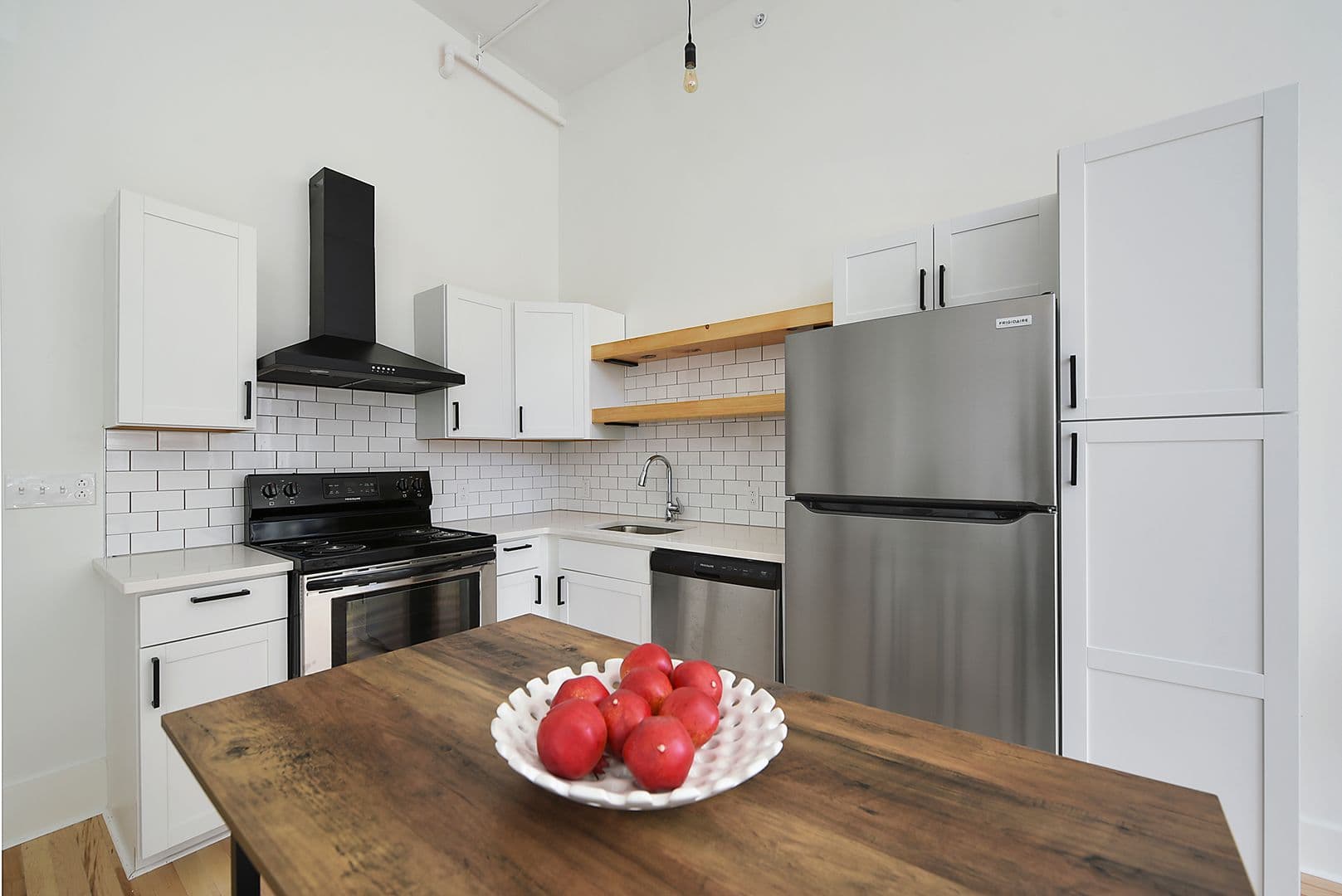 Homestead Apartment: 120 E 9th Ave