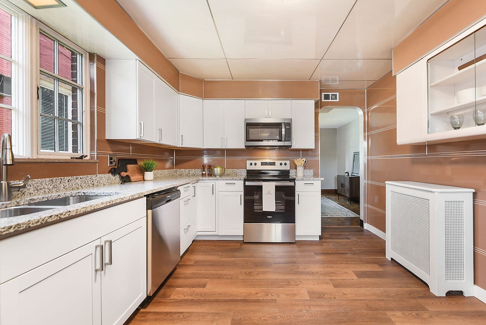 Pittsburgh Apartment: 303 E. 10th Avenue