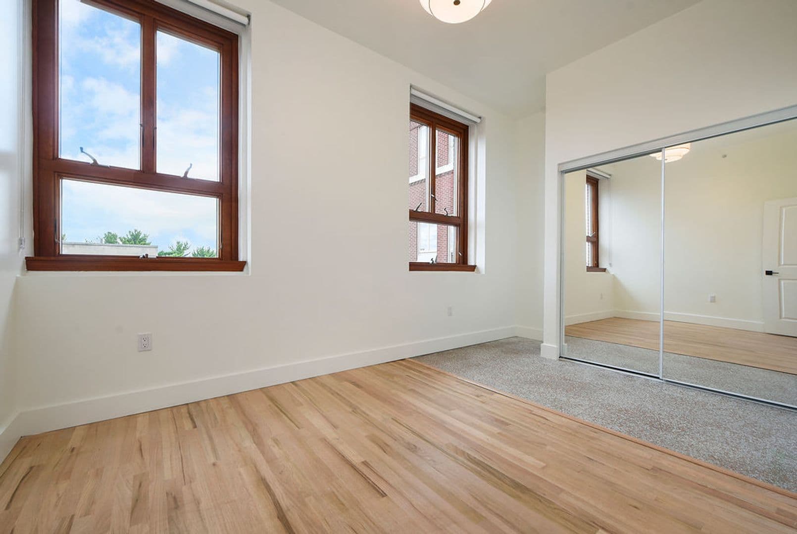 Pittsburgh Apartment: 300 Benedict Drive