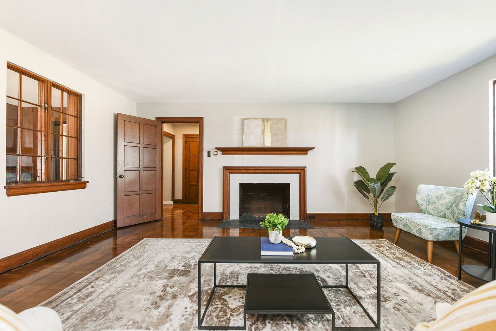 Pittsburgh Apartment: 303 E. 10th Avenue