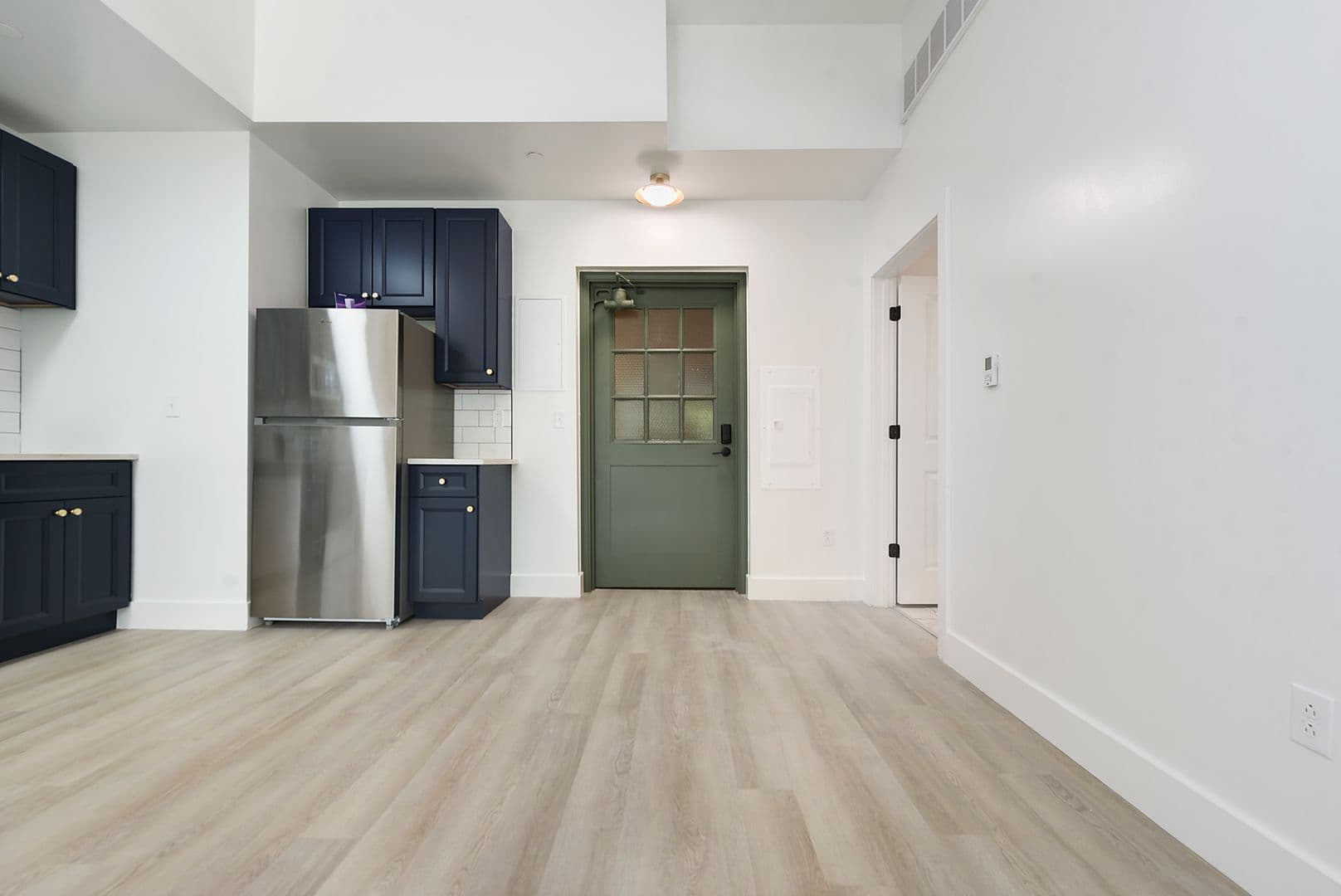 Pittsburgh Apartment: 300 Benedict Drive