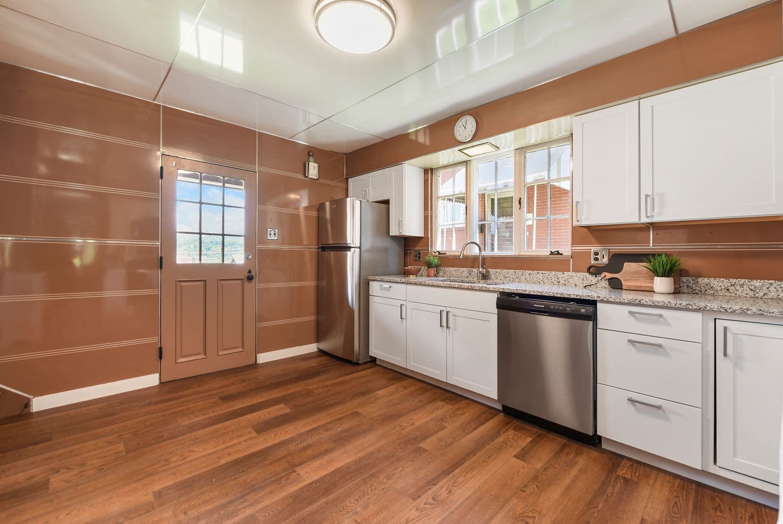 Pittsburgh Apartment: 303 E. 10th Avenue