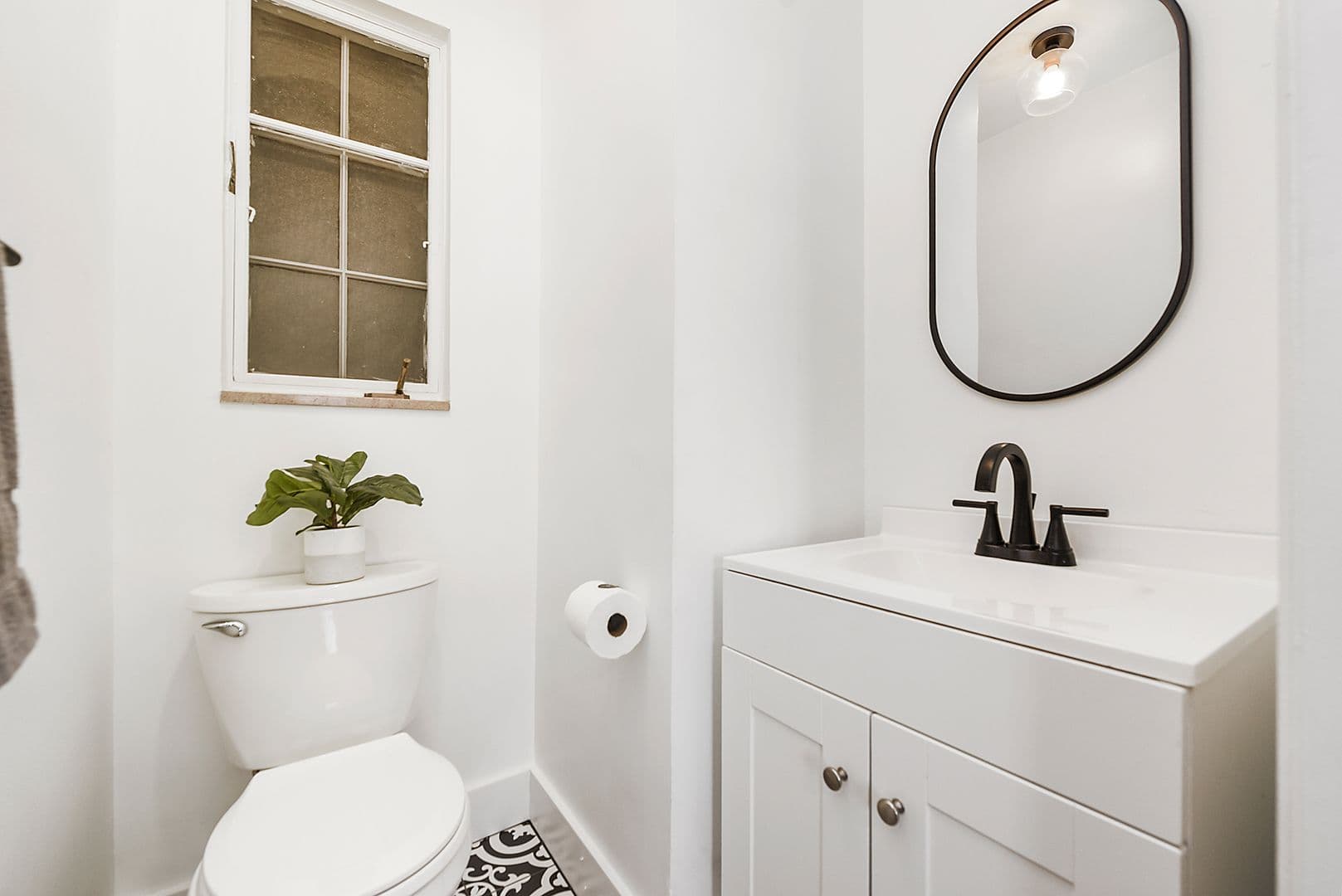 Pittsburgh Apartment: 303 E. 10th Avenue