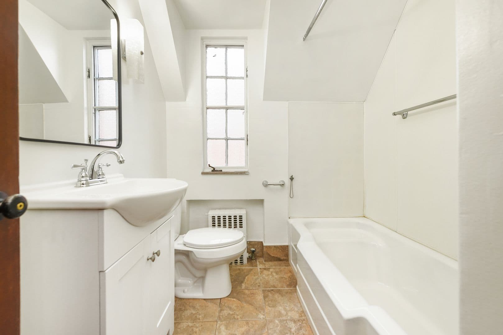 Pittsburgh Apartment: 303 E. 10th Avenue
