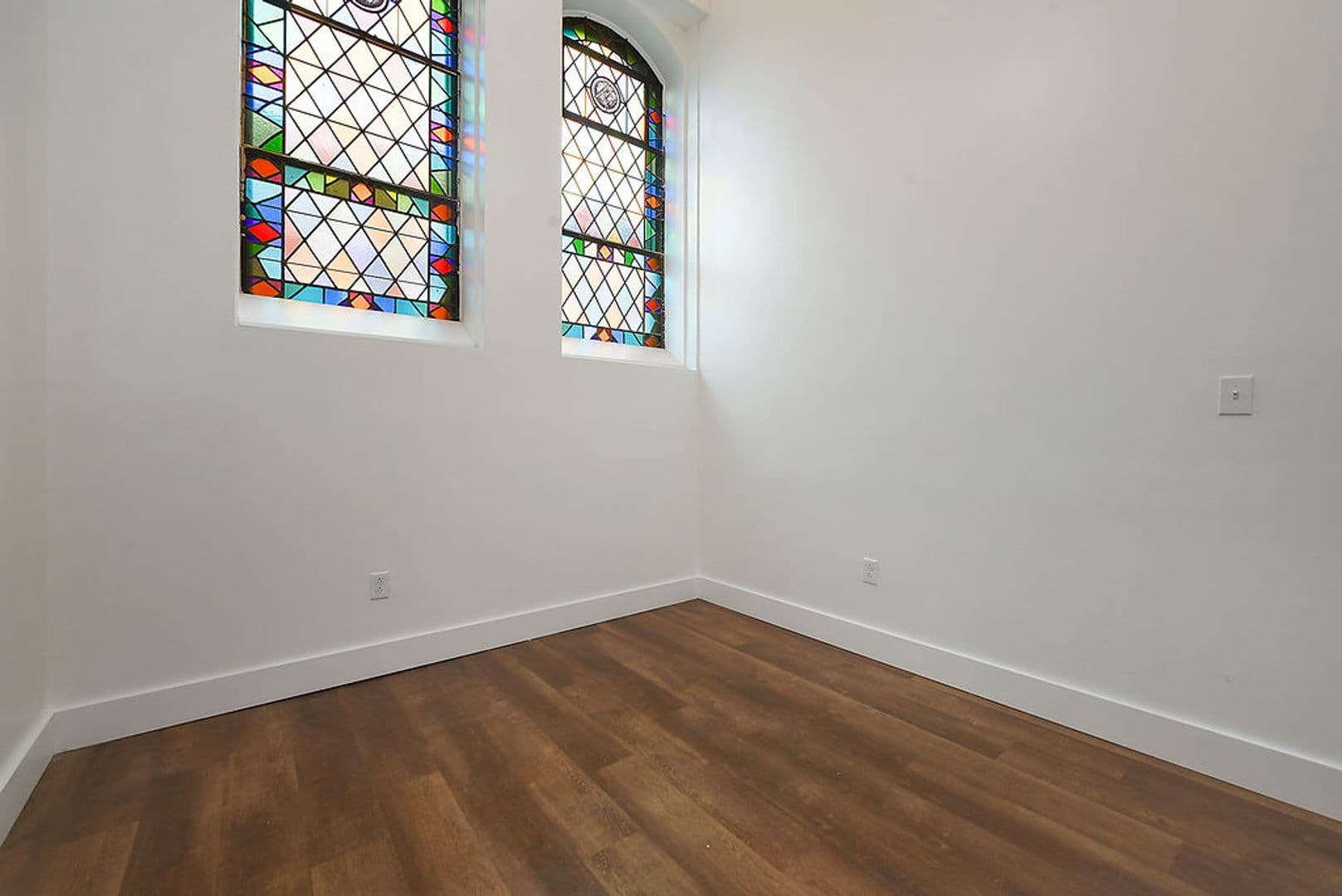 Pittsburgh Apartment: 300 Benedict Drive