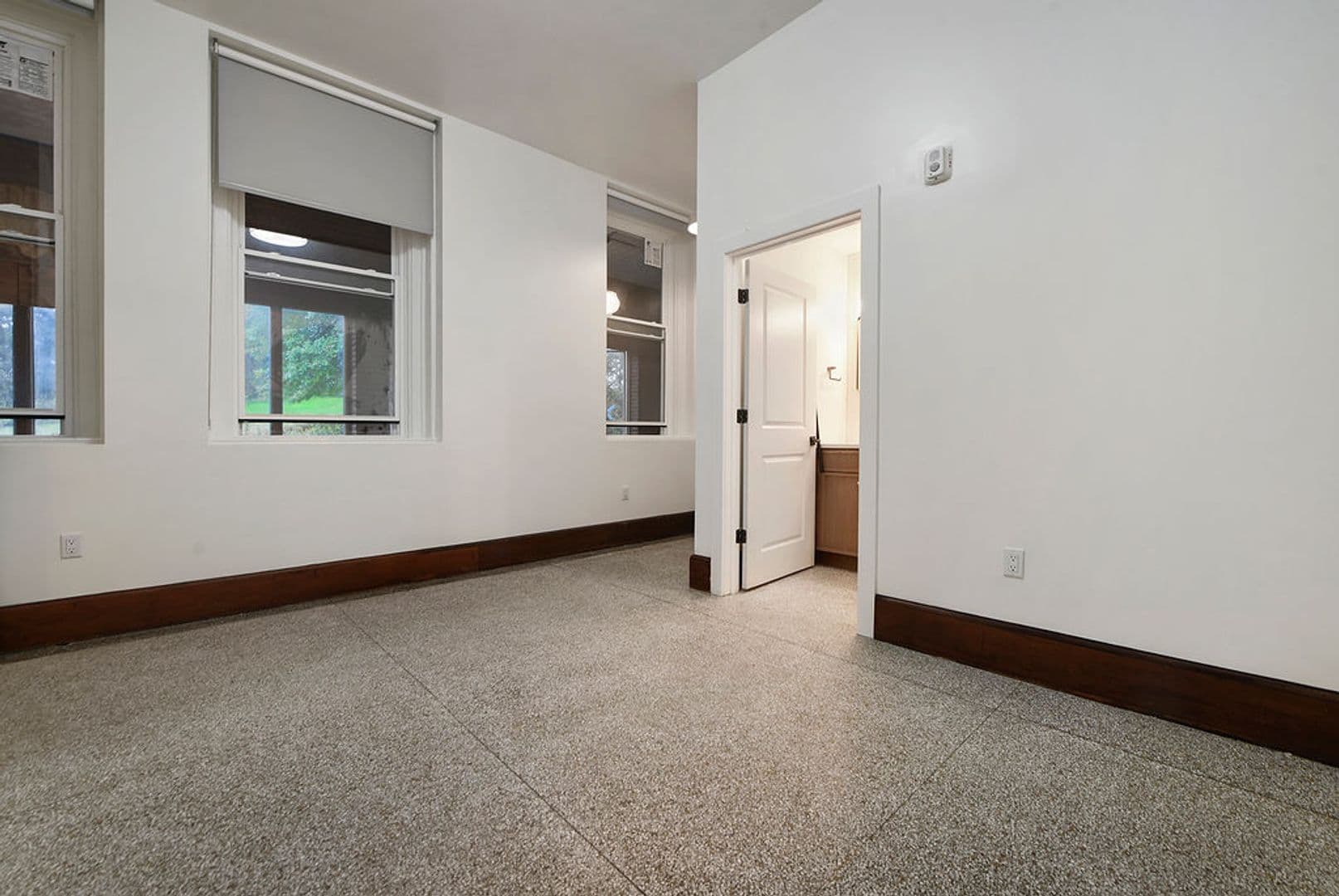 Pittsburgh Apartment: 300 Benedict Drive