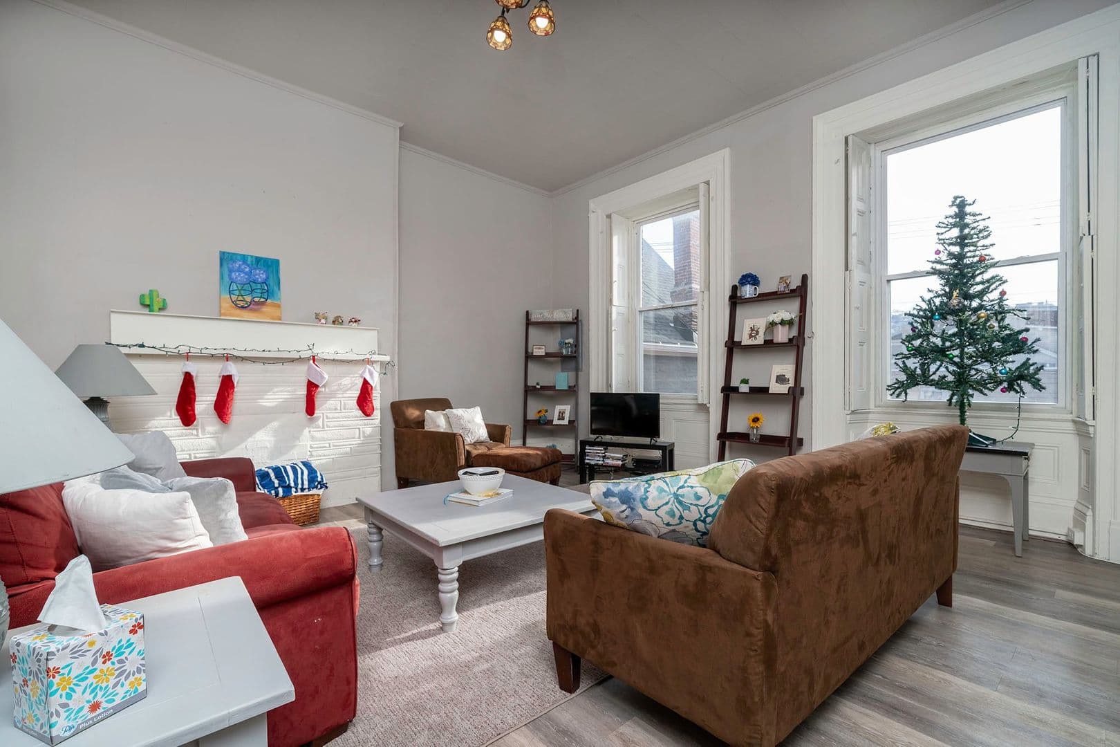 Pittsburgh Apartment: 2353 Sidney Street
