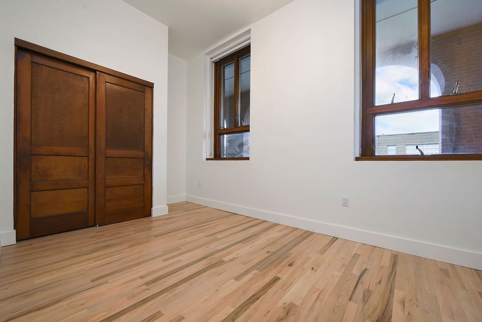 Pittsburgh Apartment: 300 Benedict Drive