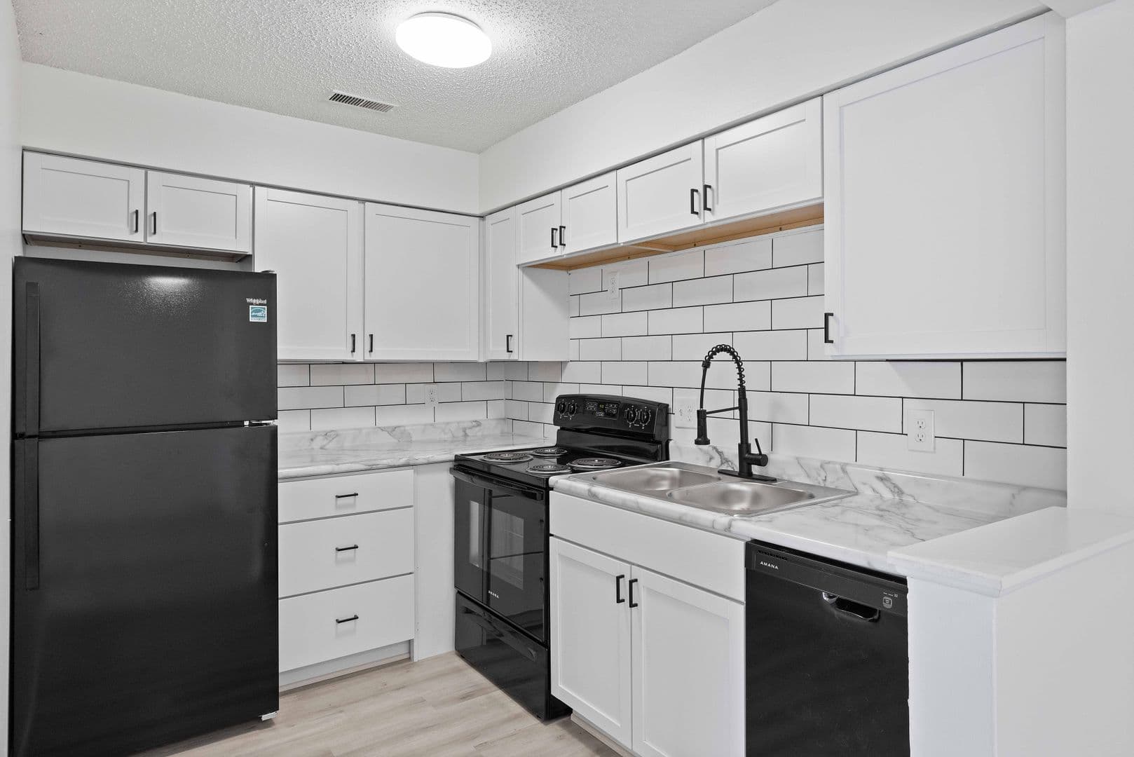 Des Moines Apartment: 530 E Kenyon
