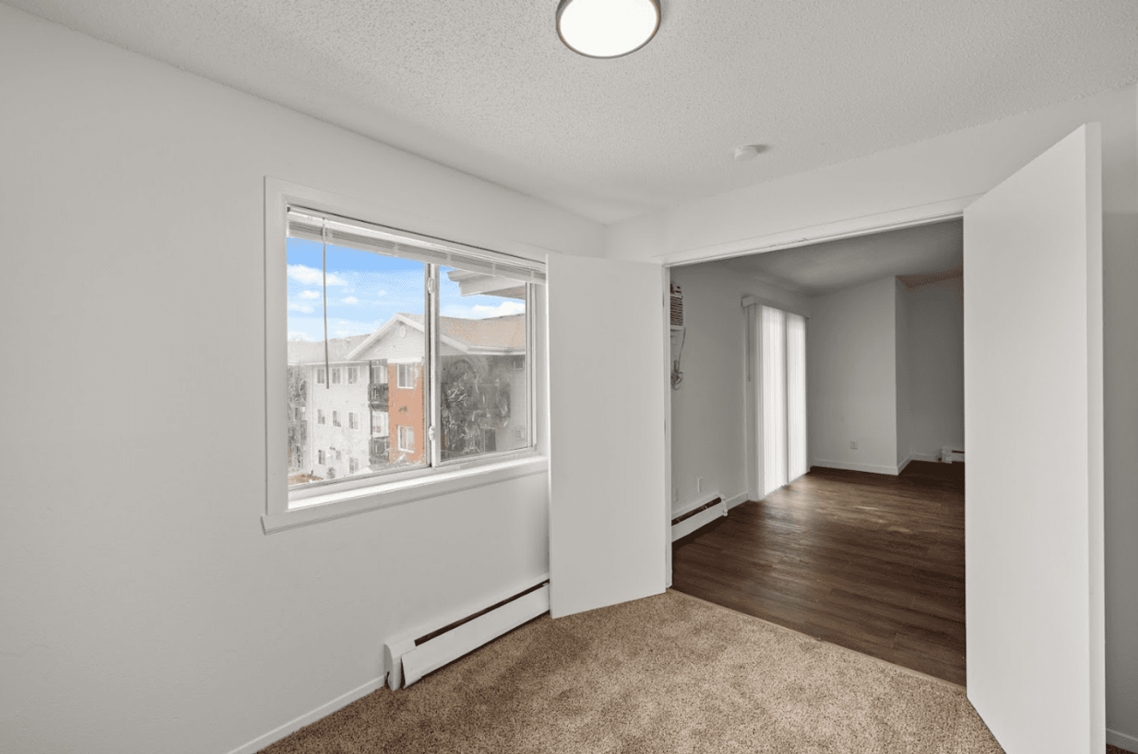 Des Moines Apartment: 530 E Kenyon