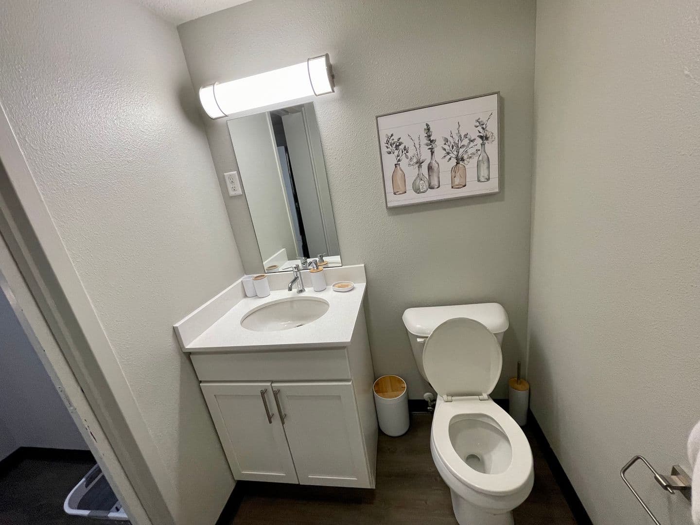 Des Moines Apartment: 660 E 5th St