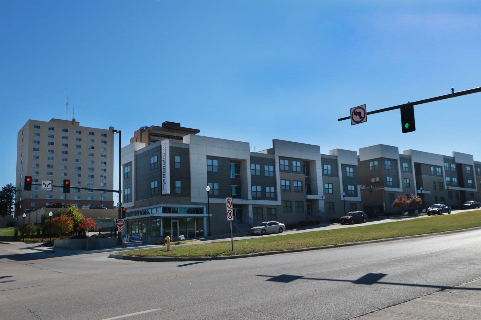 Omaha Apartment: 2222 Davenport St