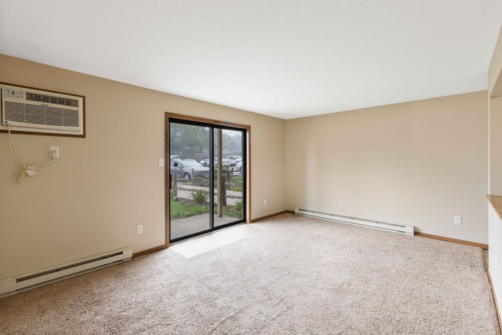 Des Moines Apartment: 530 E Kenyon