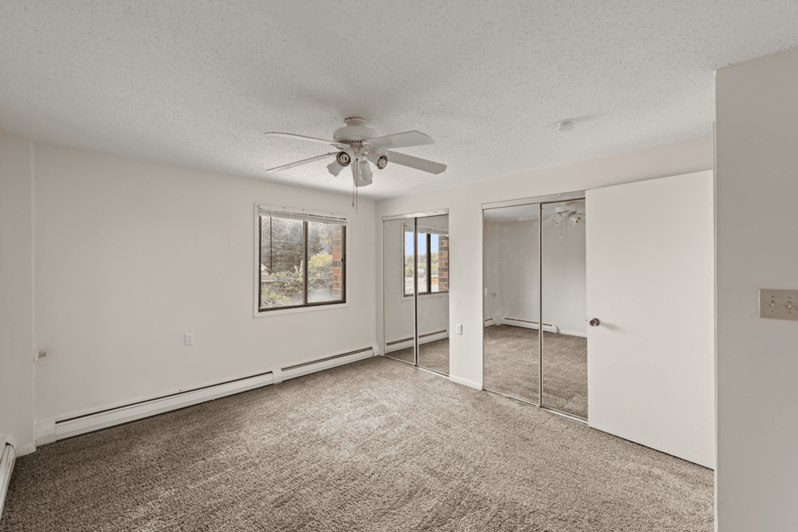 Boone Apartment: 1104 8th Street