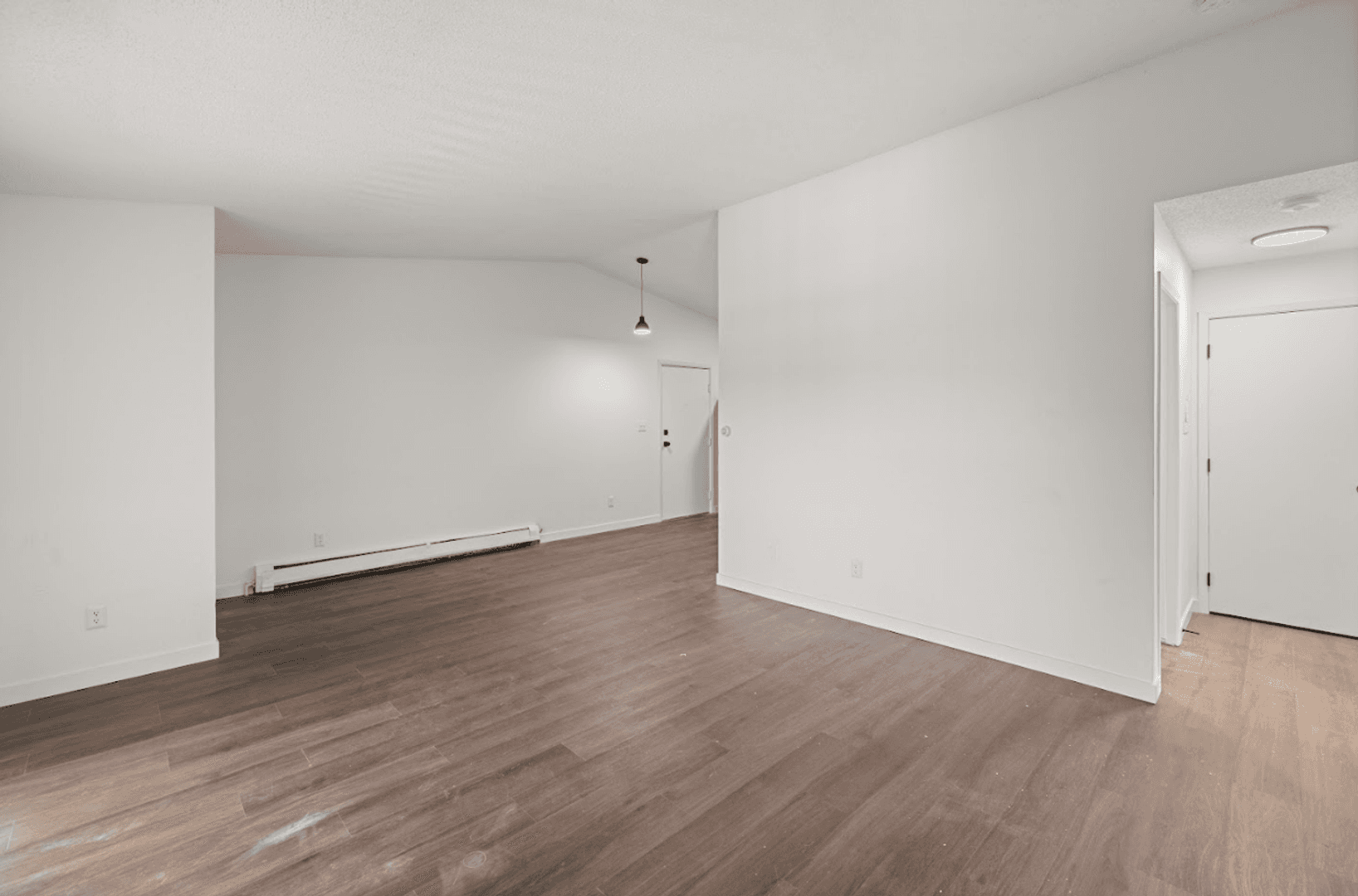 Des Moines Apartment: 530 E Kenyon