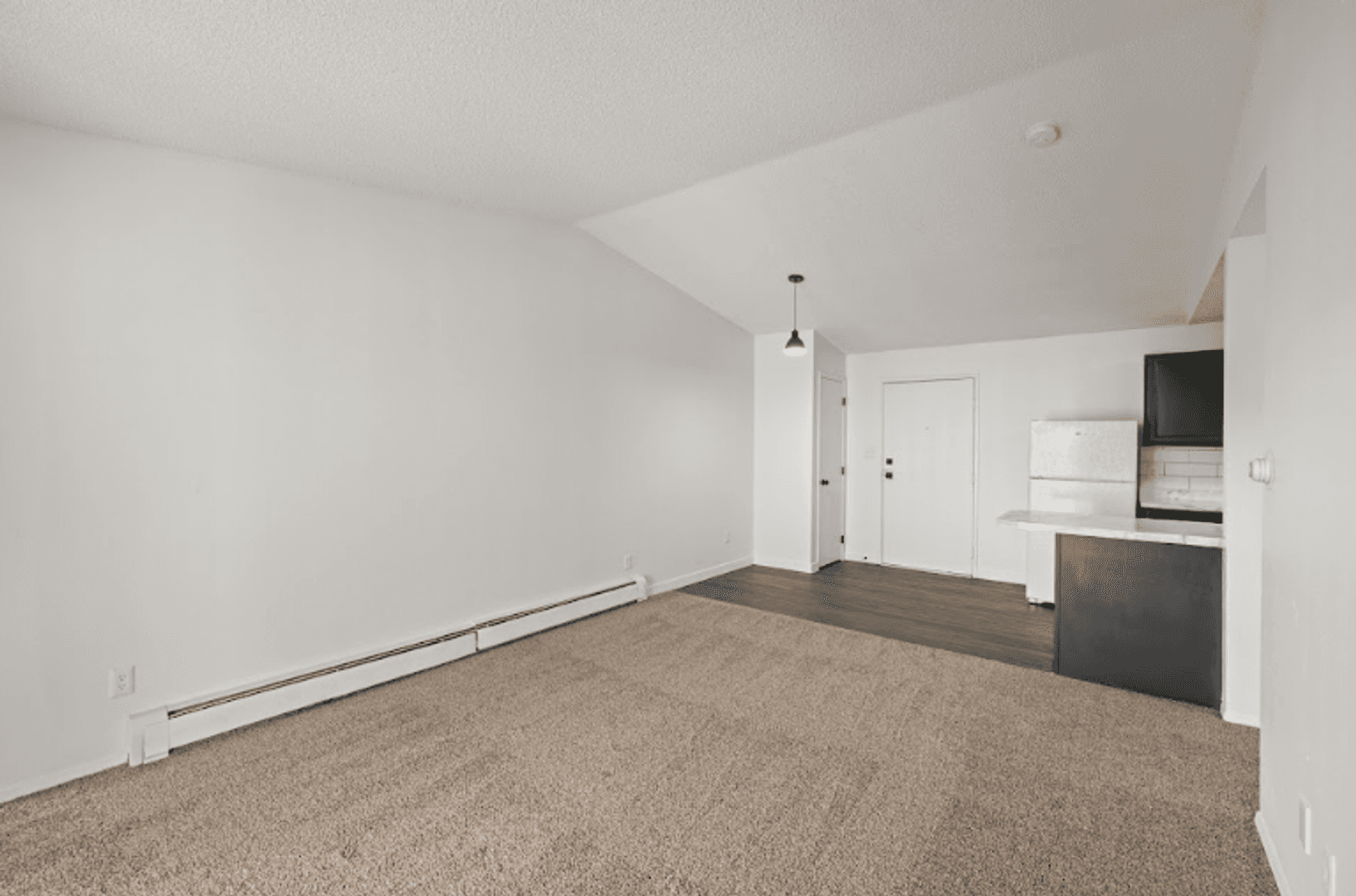 Des Moines Apartment: 530 E Kenyon