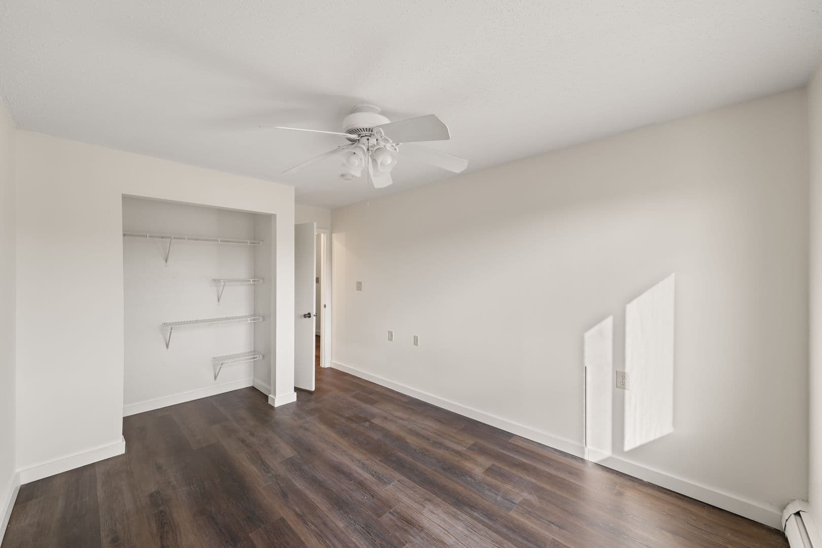 Boone Apartment: 1104 8th Street