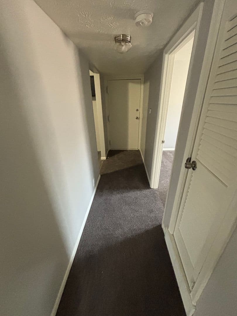 Omaha Apartment: 2303 Benson Gardens Blvd