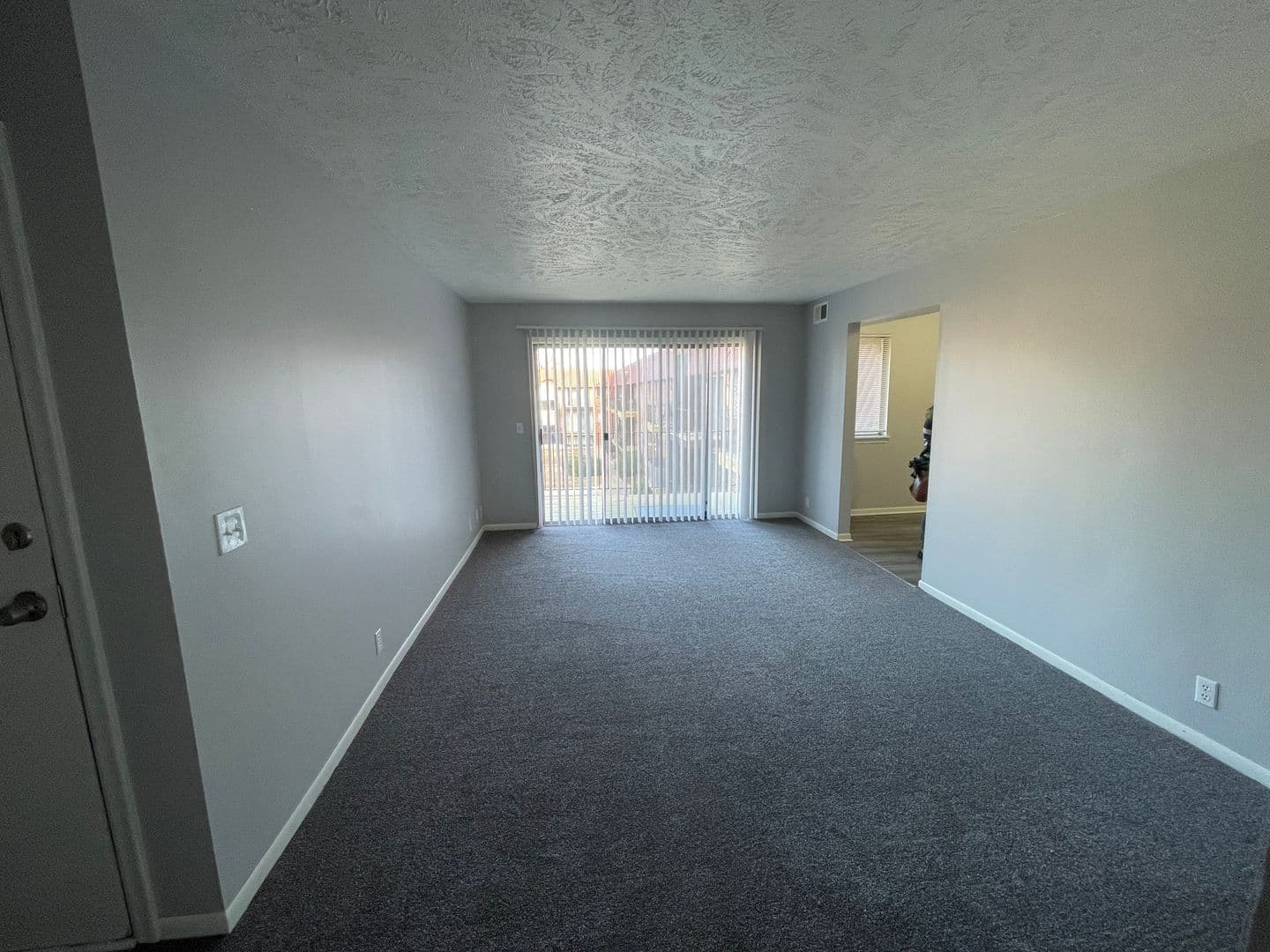 Omaha Apartment: 2303 Benson Gardens Blvd