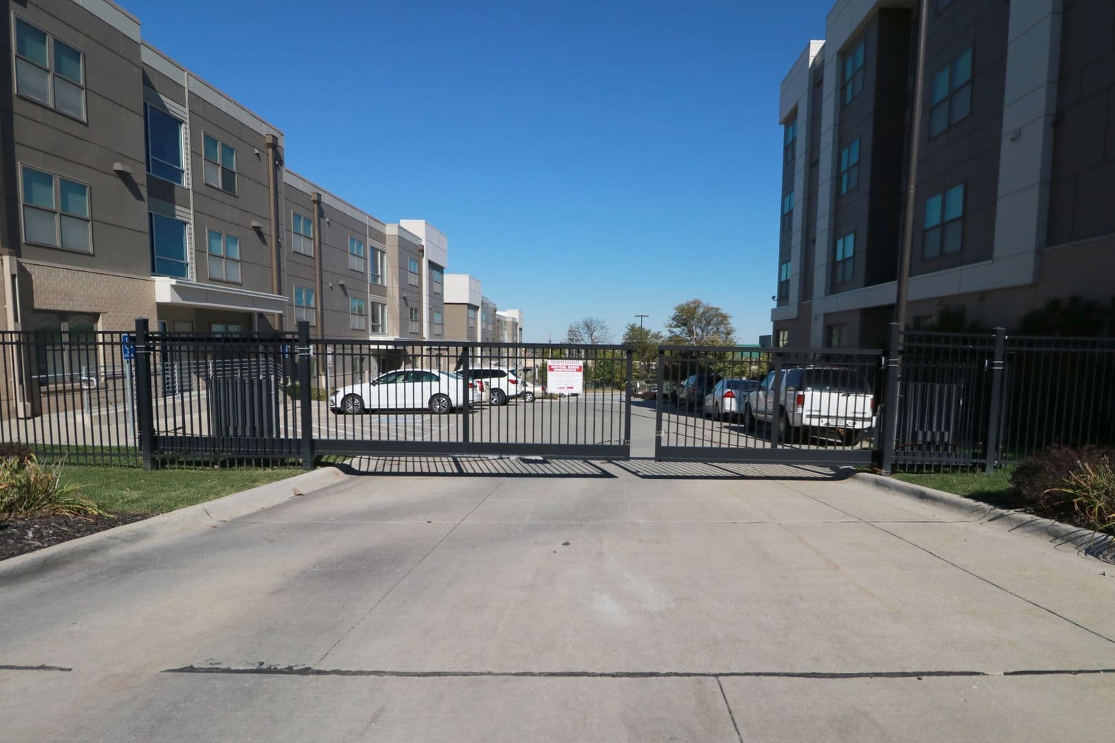 Omaha Apartment: 2222 Davenport St