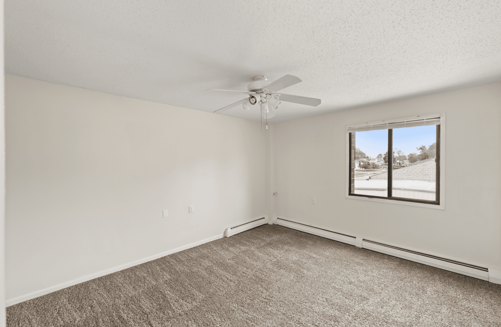 Boone Apartment: 1104 8th Street
