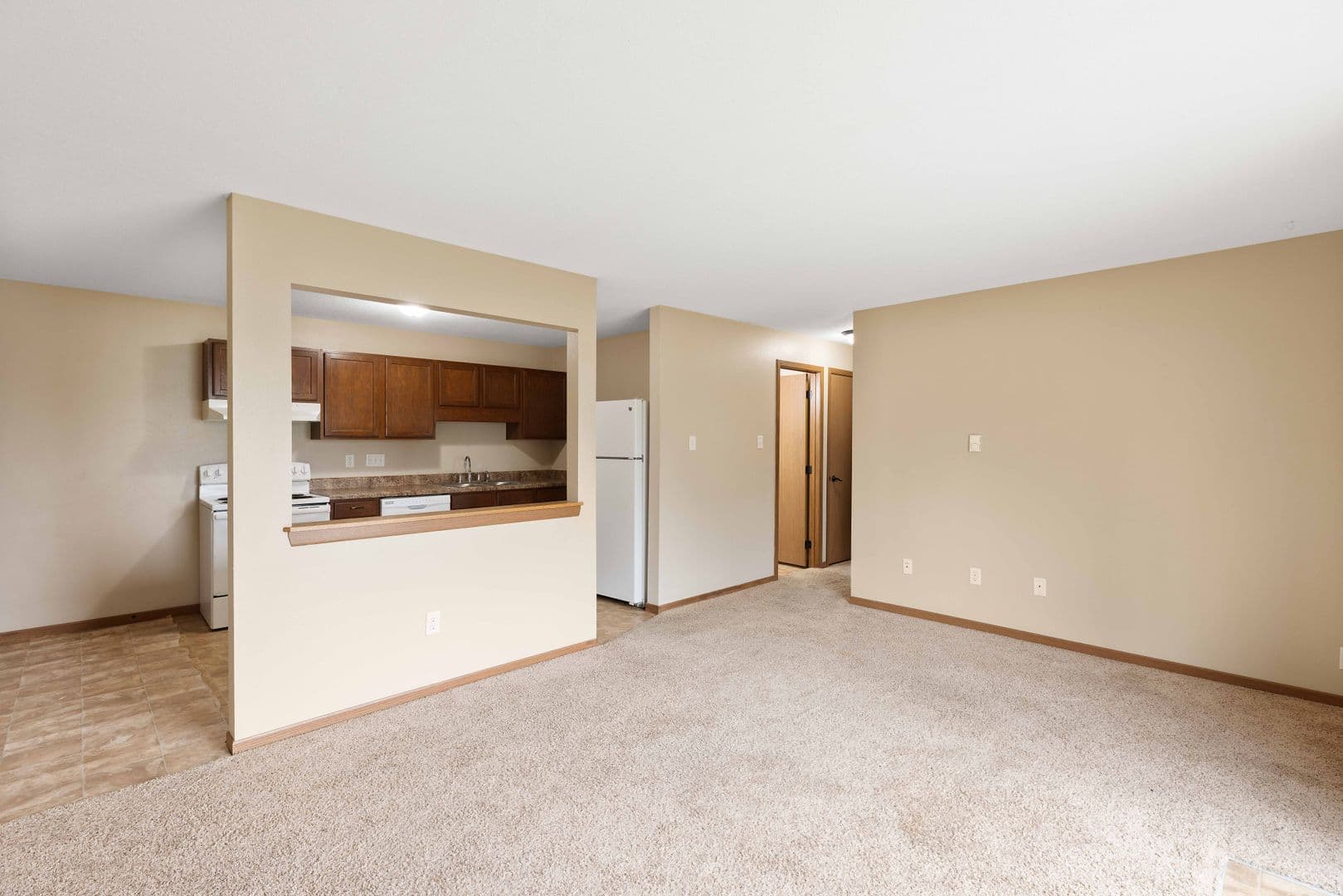 Des Moines Apartment: 530 E Kenyon