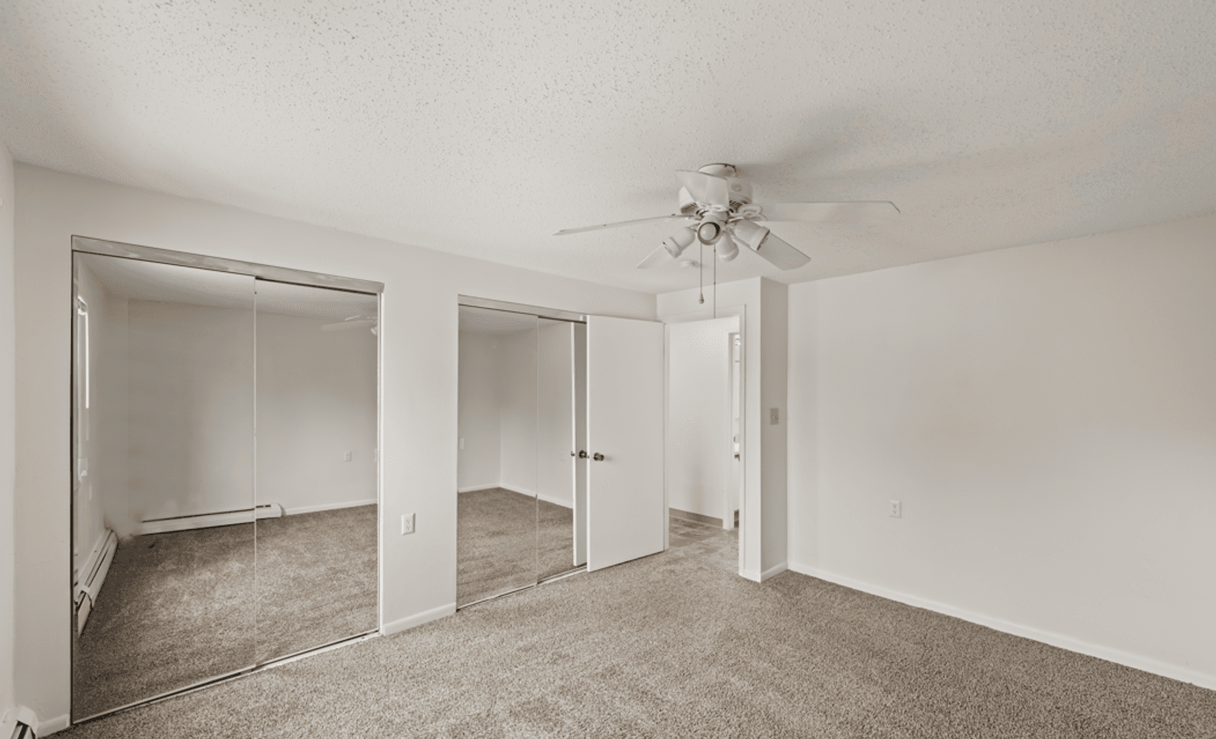 Boone Apartment: 1104 8th Street